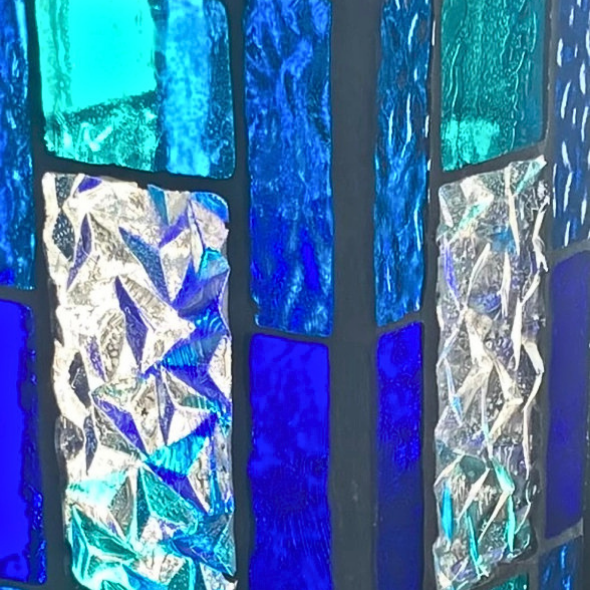 Handmade Glass Mosaic Lamp | Ice Tower