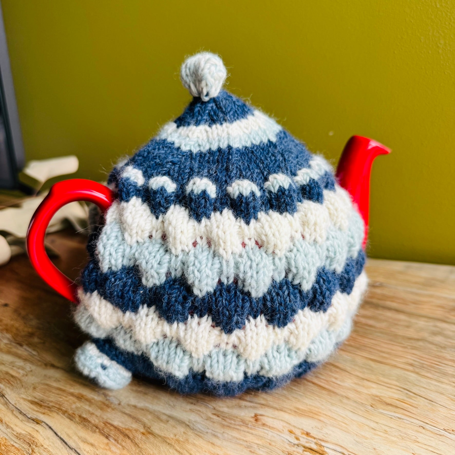 Teapot Cosy -Blues/white - Alpaca/Merino -  4-6 cup