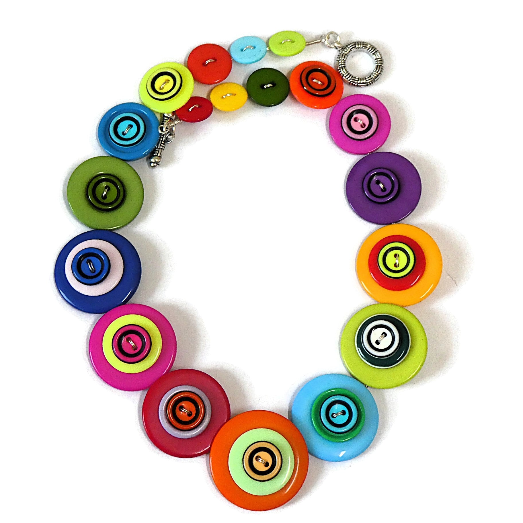 Button necklace and earrings - Round and Round