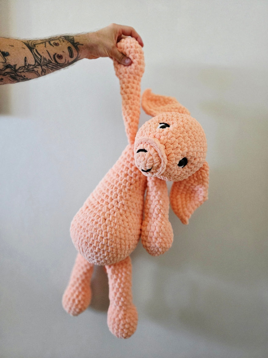 Pumpernickel the Pig ~ crochet pig