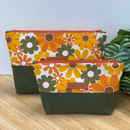 Retro Two-Tone Zipper Pouch - Flower Power - Green
