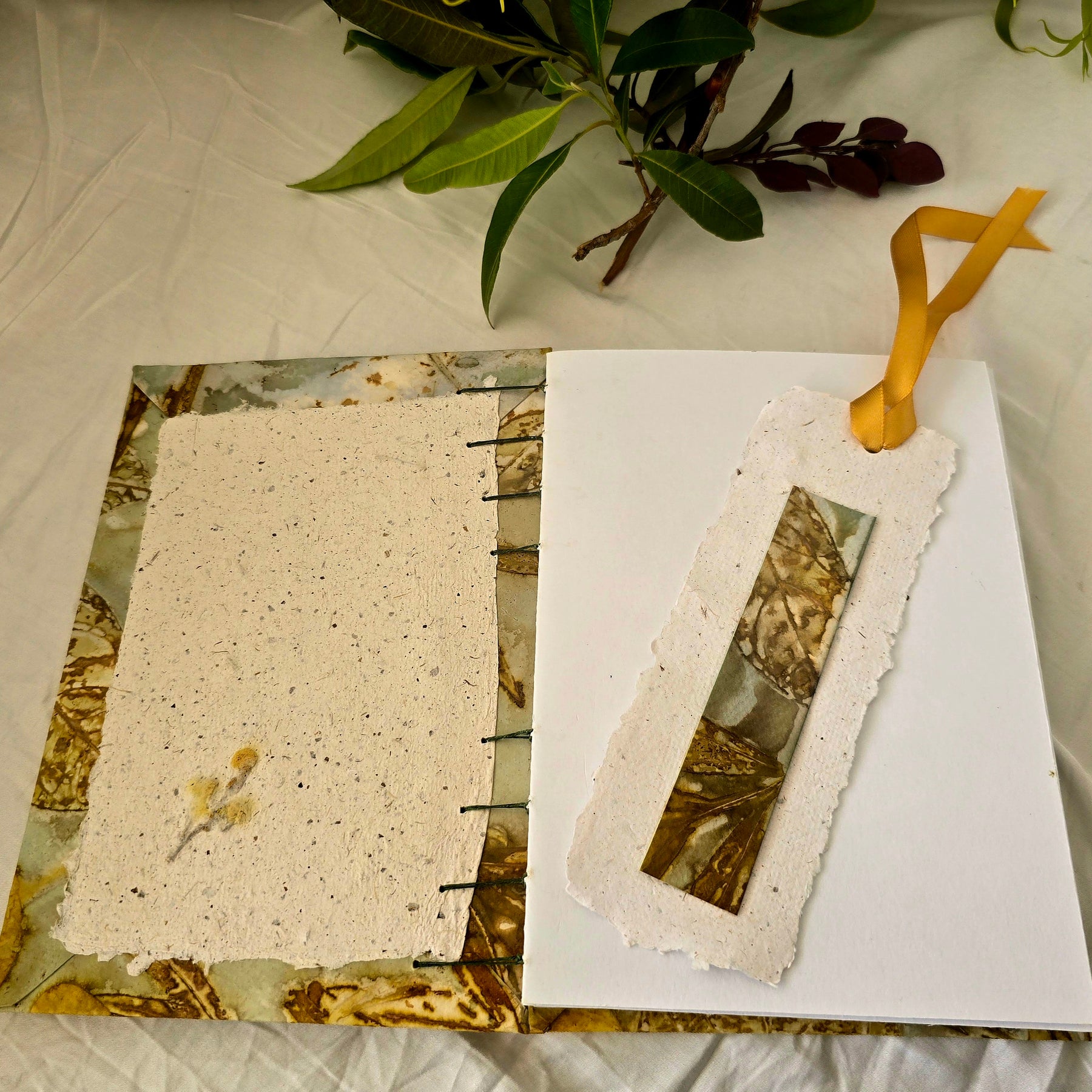 A Leaf's Story - Botanical Printed Journal