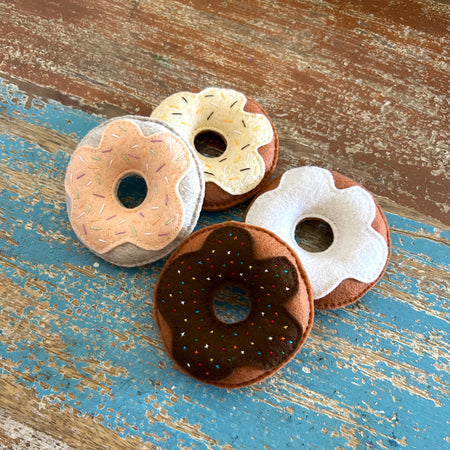 Set of 4 donuts, peach, ready to post, play food, play kitchen, felt food
