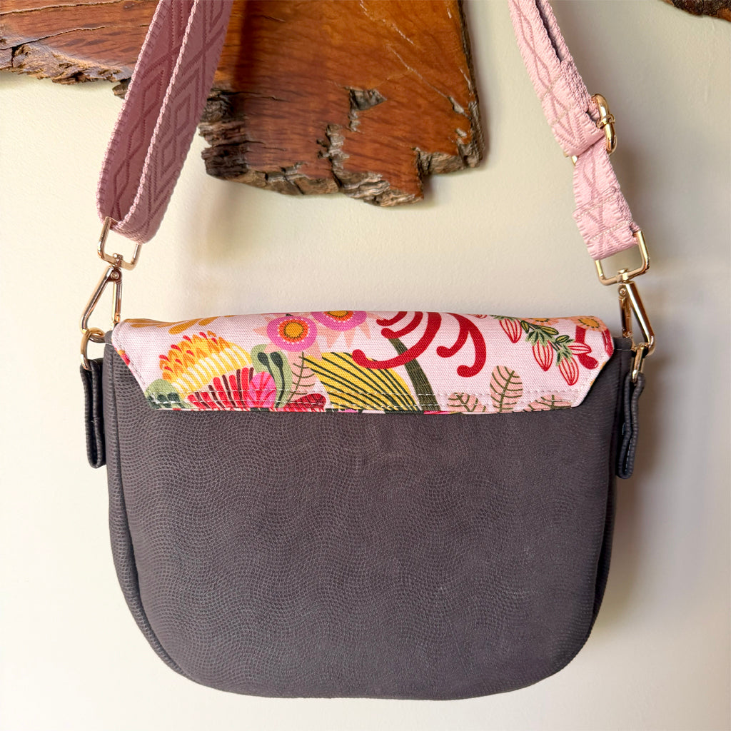 Handmade leather crossbody bag | Lightweight | Unique