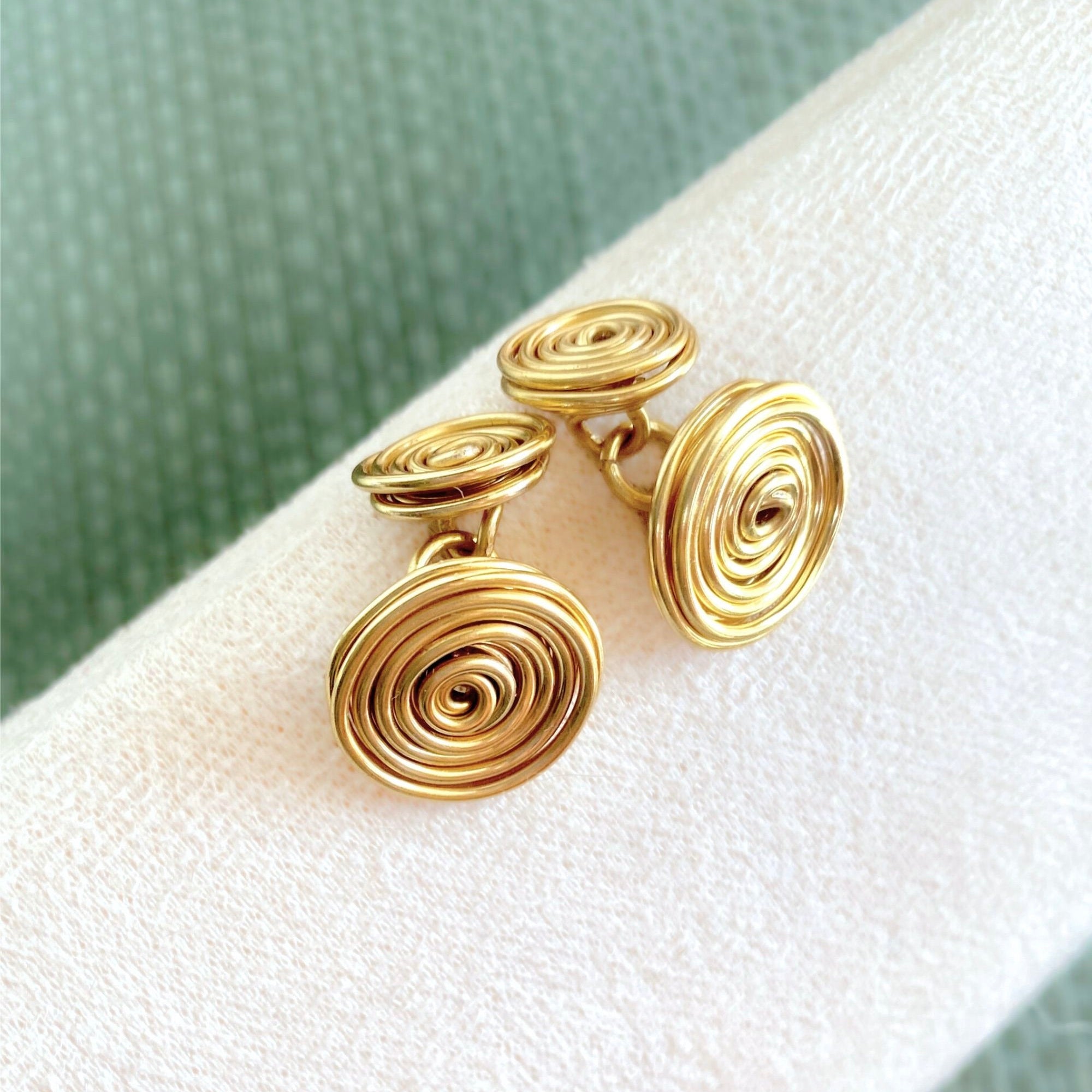 Spiral button cufflinks | Silver or Gold or Stainless Steel wire | Gift for Men, Groomsman | Celtic-inspired