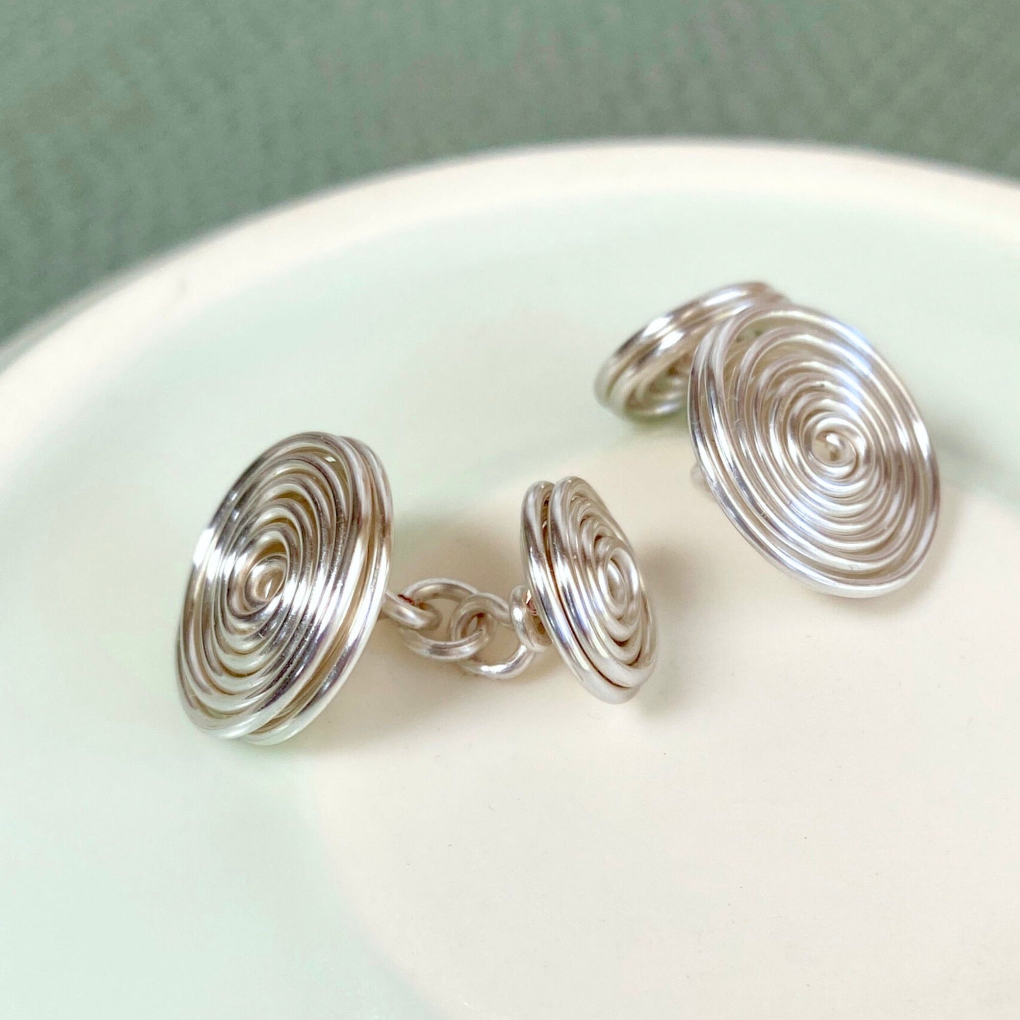 Spiral button cufflinks | Silver or Gold or Stainless Steel wire | Gift for Men, Groomsman | Celtic-inspired