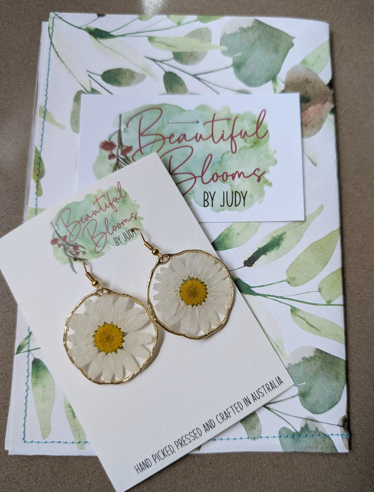 White daisies, real flowers, April birth flower