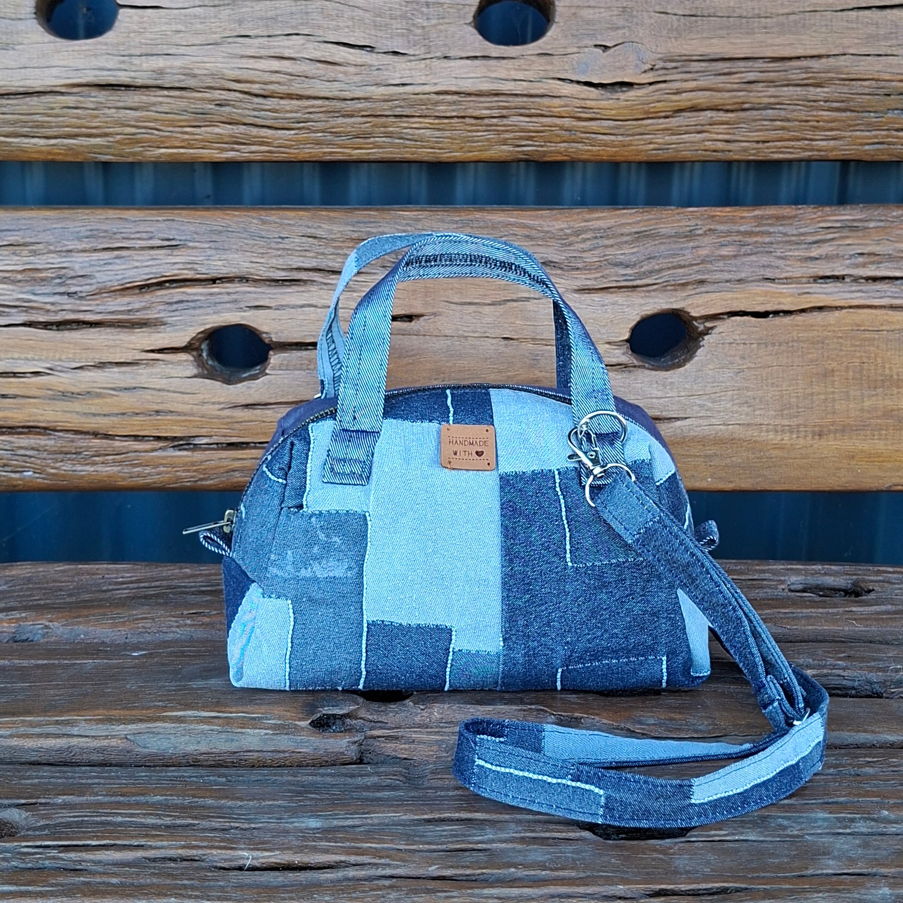 Mini Boston Hand Bag Handbag w detachable Shoulder Strap.