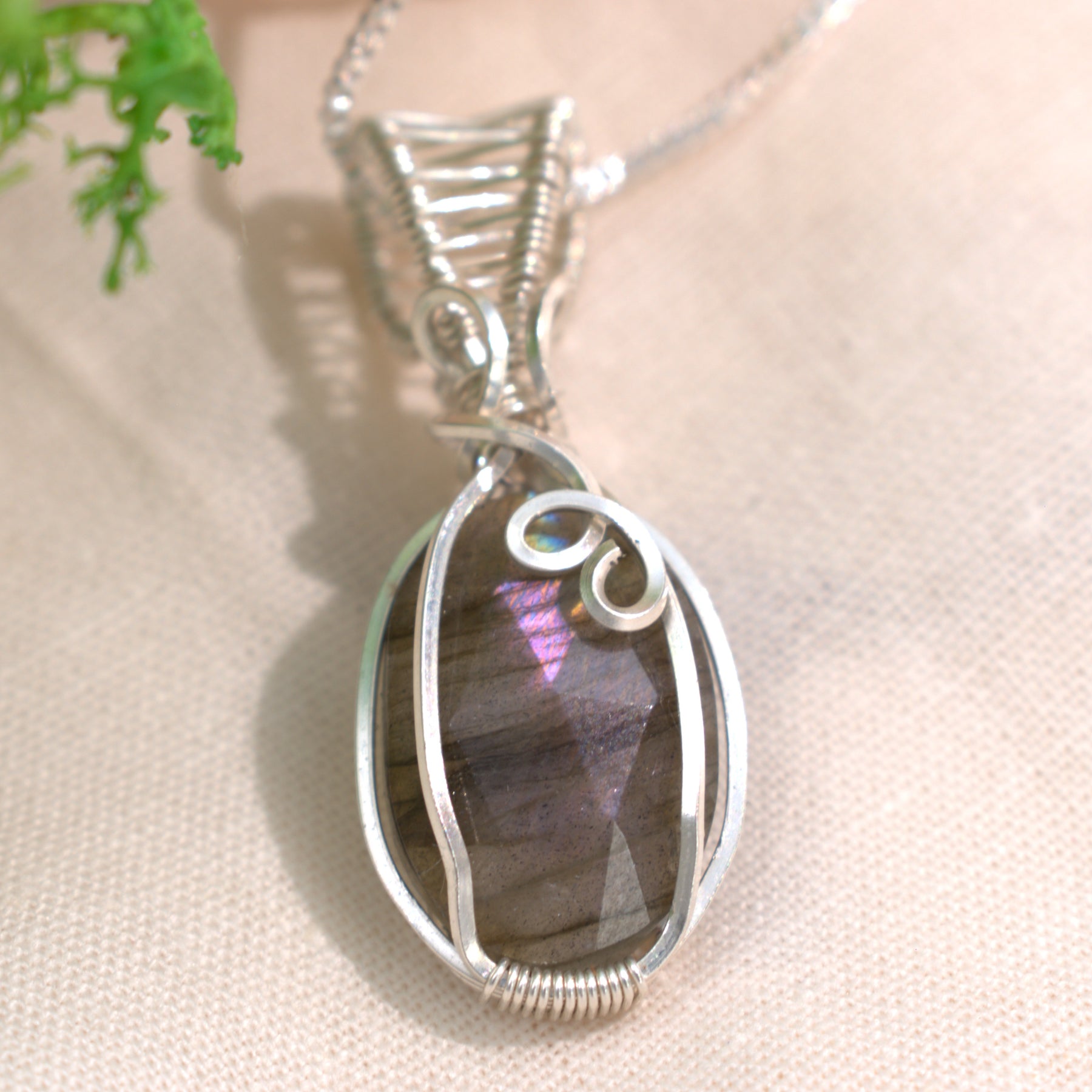 Handmade Wire-wrapped Labradorite Pendant