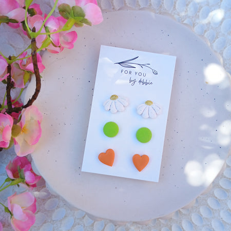 Trio set stud earrings-bright and Daisy