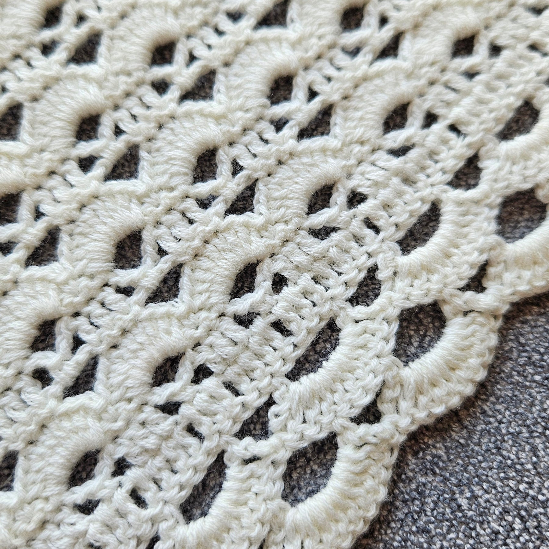 Handmade Newborn Crochet Gift Set – Cotton Blanket, Bonnet & Booties