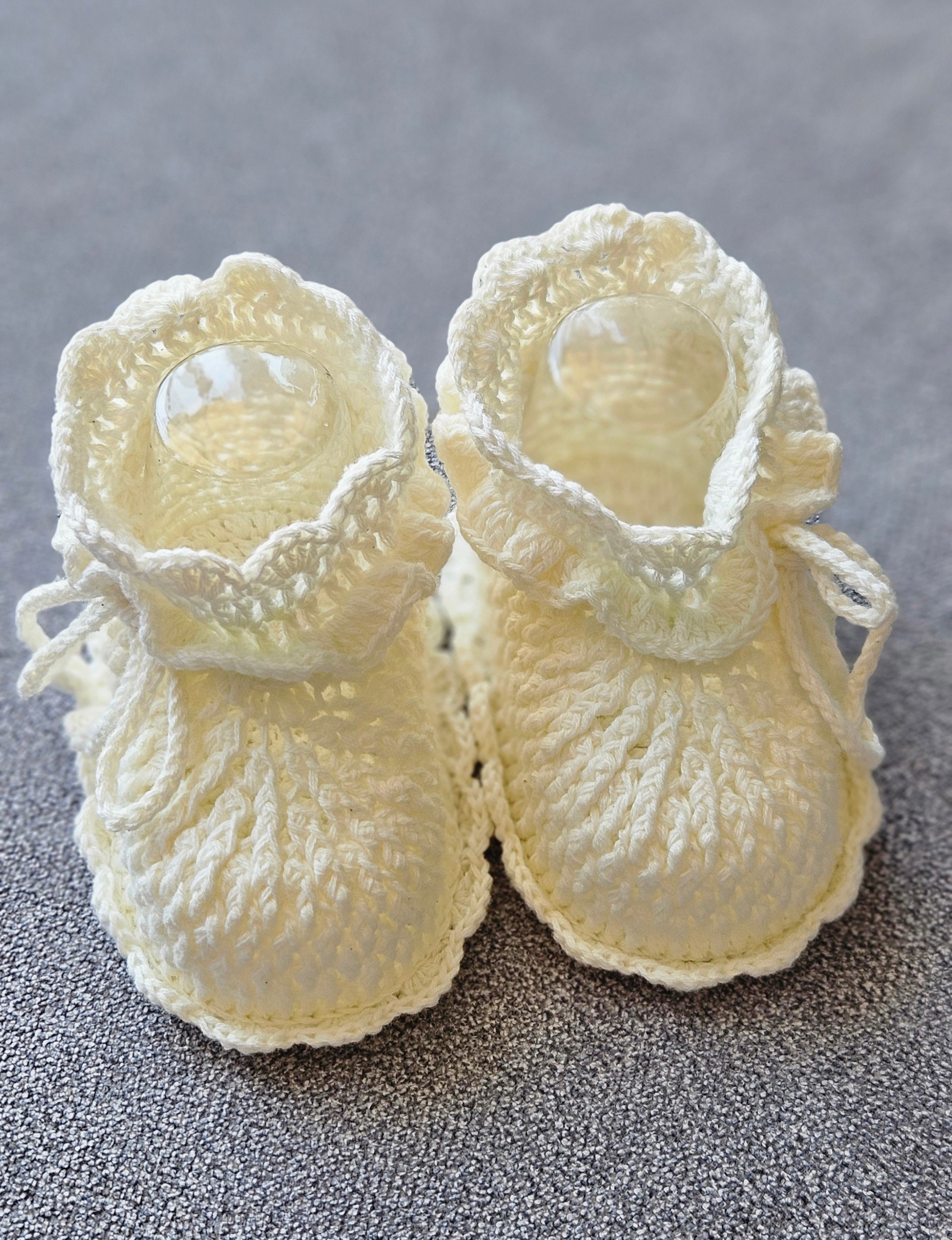 Handmade Newborn Crochet Gift Set – Cotton Blanket, Bonnet & Booties