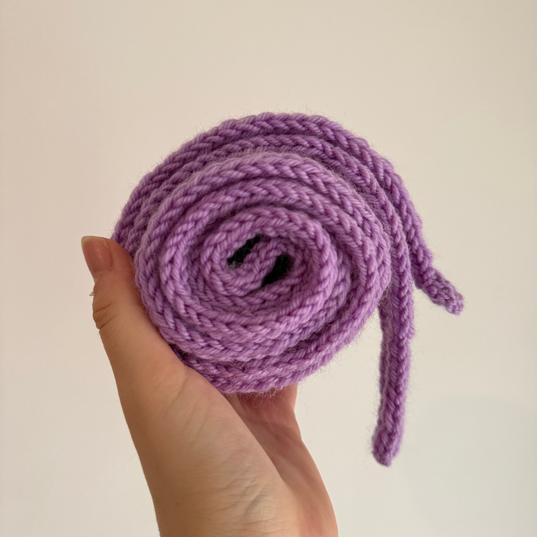 Knit sophie scarf in light purple lilac