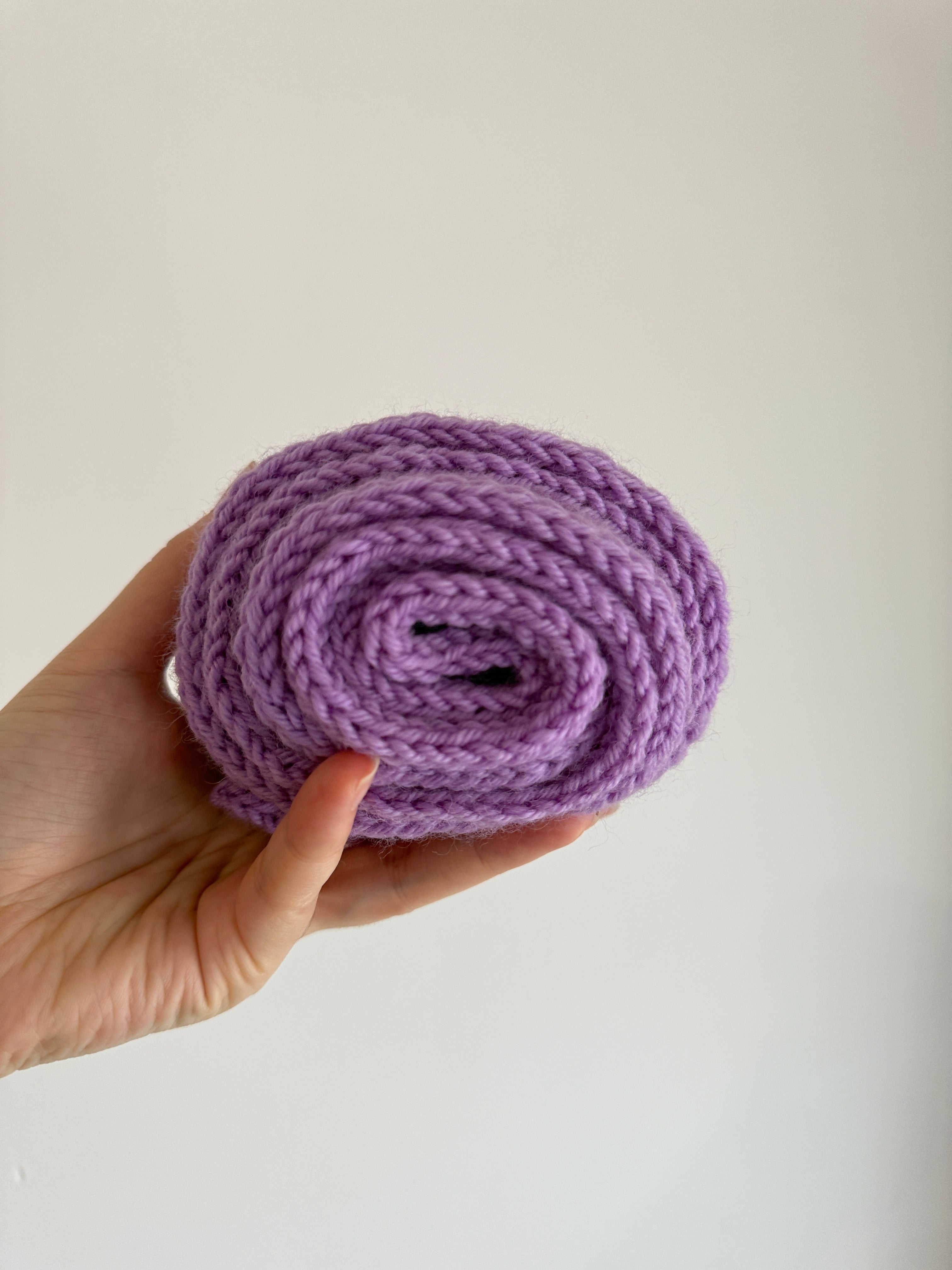 Knit sophie scarf in light purple lilac