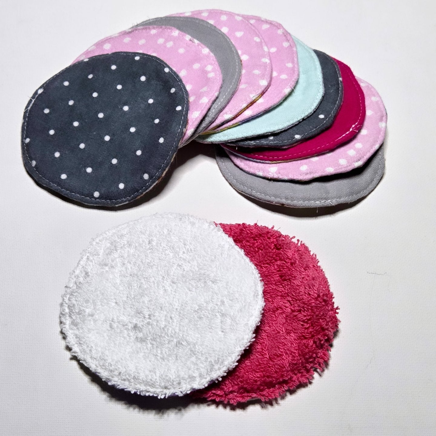 Make-up remover wipes and floral wet bag set