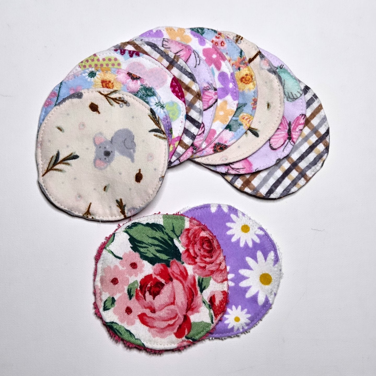 Make-up remover wipes and floral wet bag set