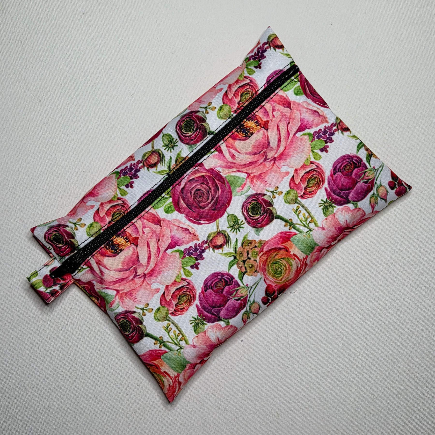 Make-up remover wipes and floral wet bag set