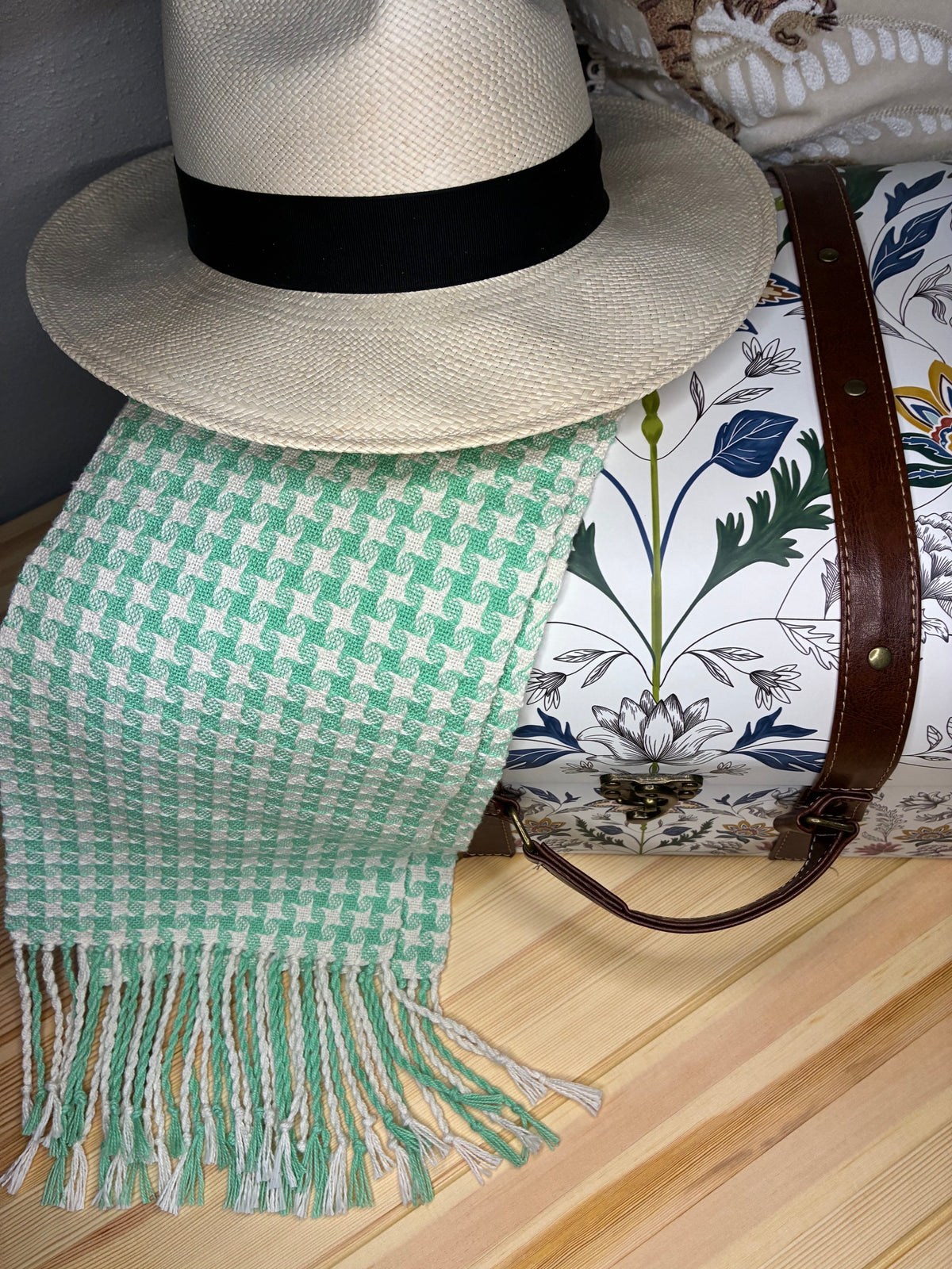 Mint Starburst - 100% cotton Handwoven Neck Scarf
