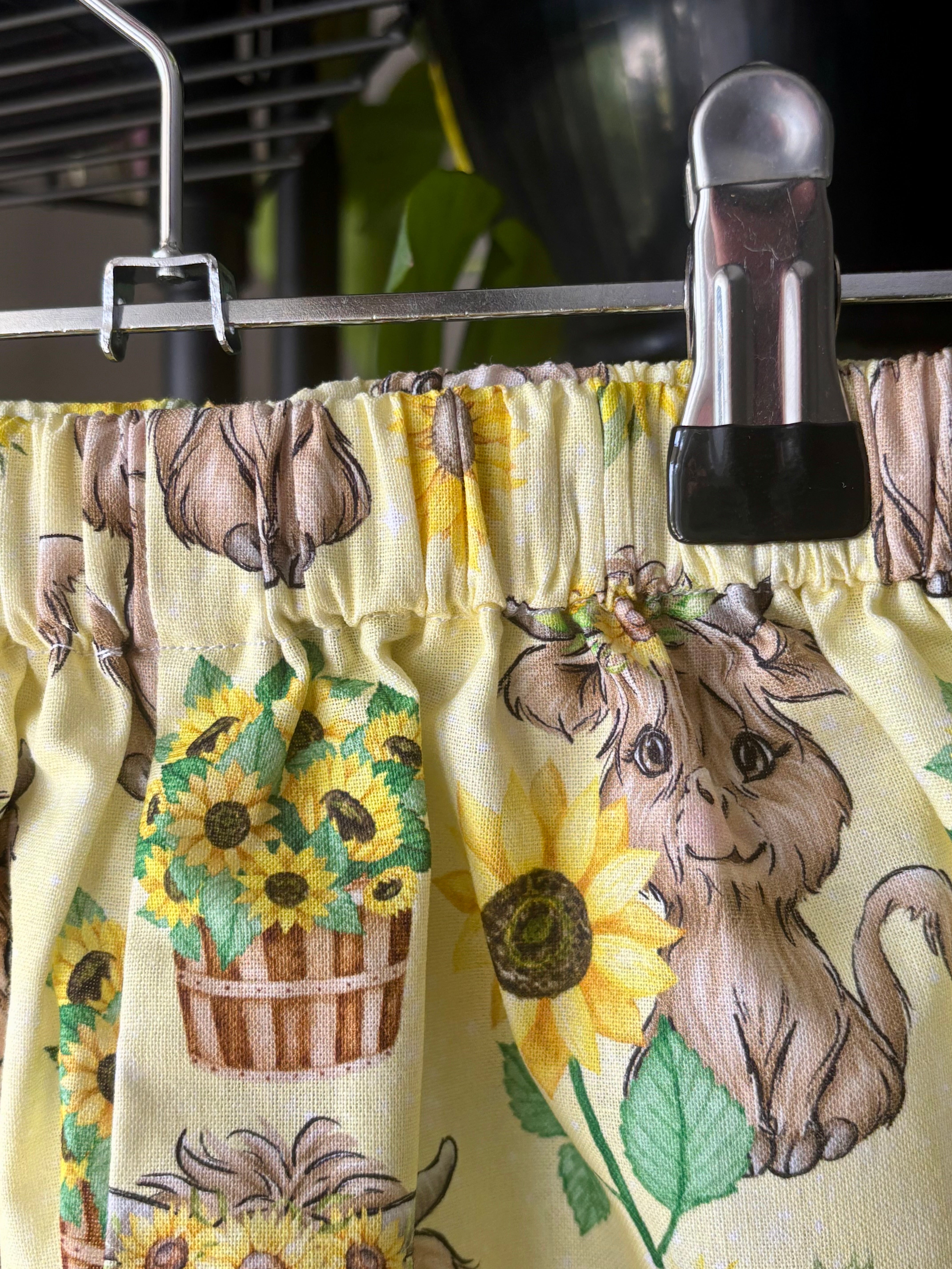 Shorts size 1 Sunflower & Highland Cows