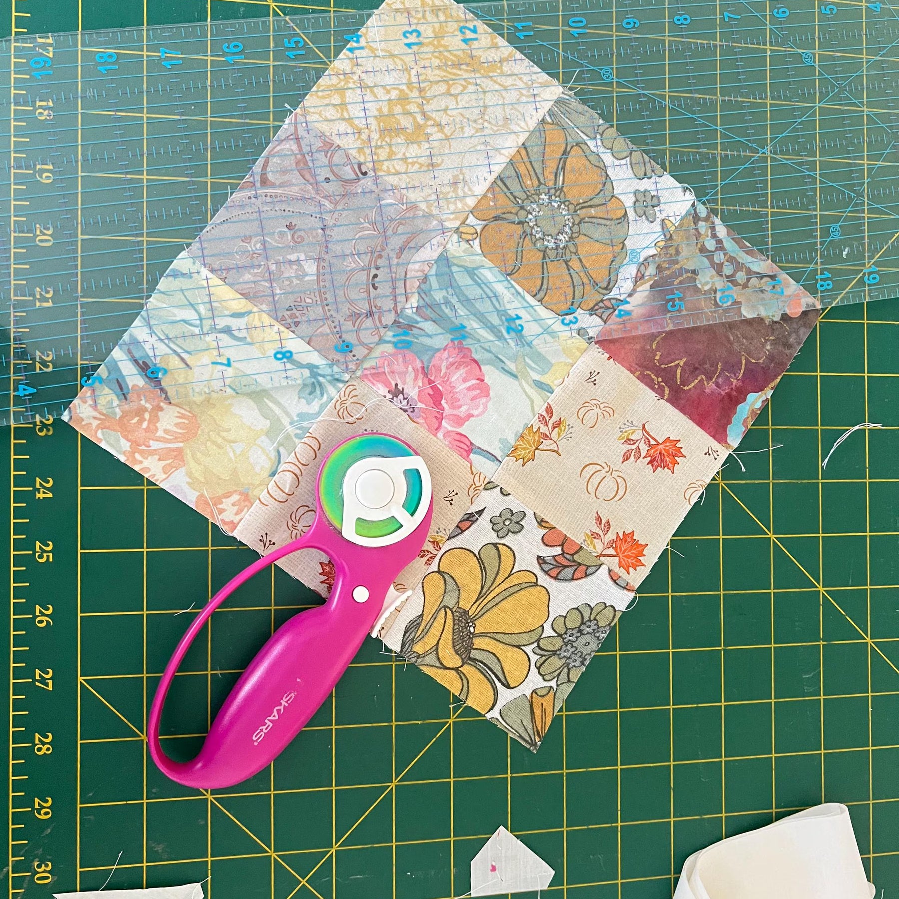 Split & Strip Quilt Pattern – Diamond On Point Layout, Scrap Friendly (PDF Download)