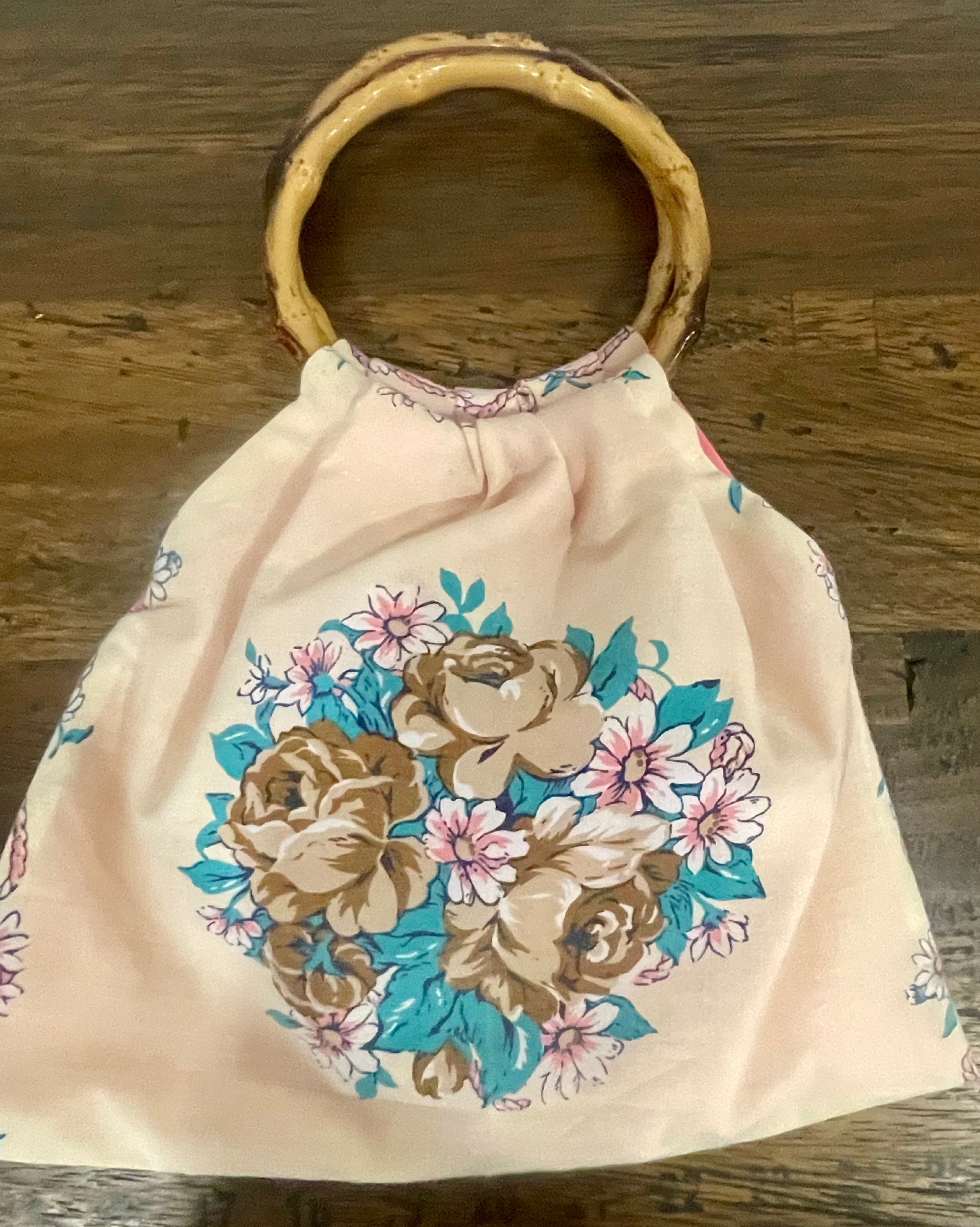 Mini Granny Bag, Cream Floral, Pink Interior, Handmade