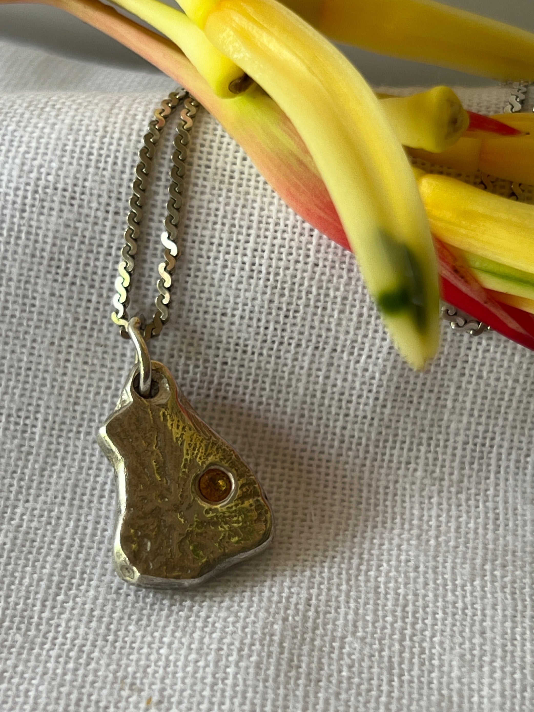 “Lake Boga” - Pendant with Tangerine sapphire