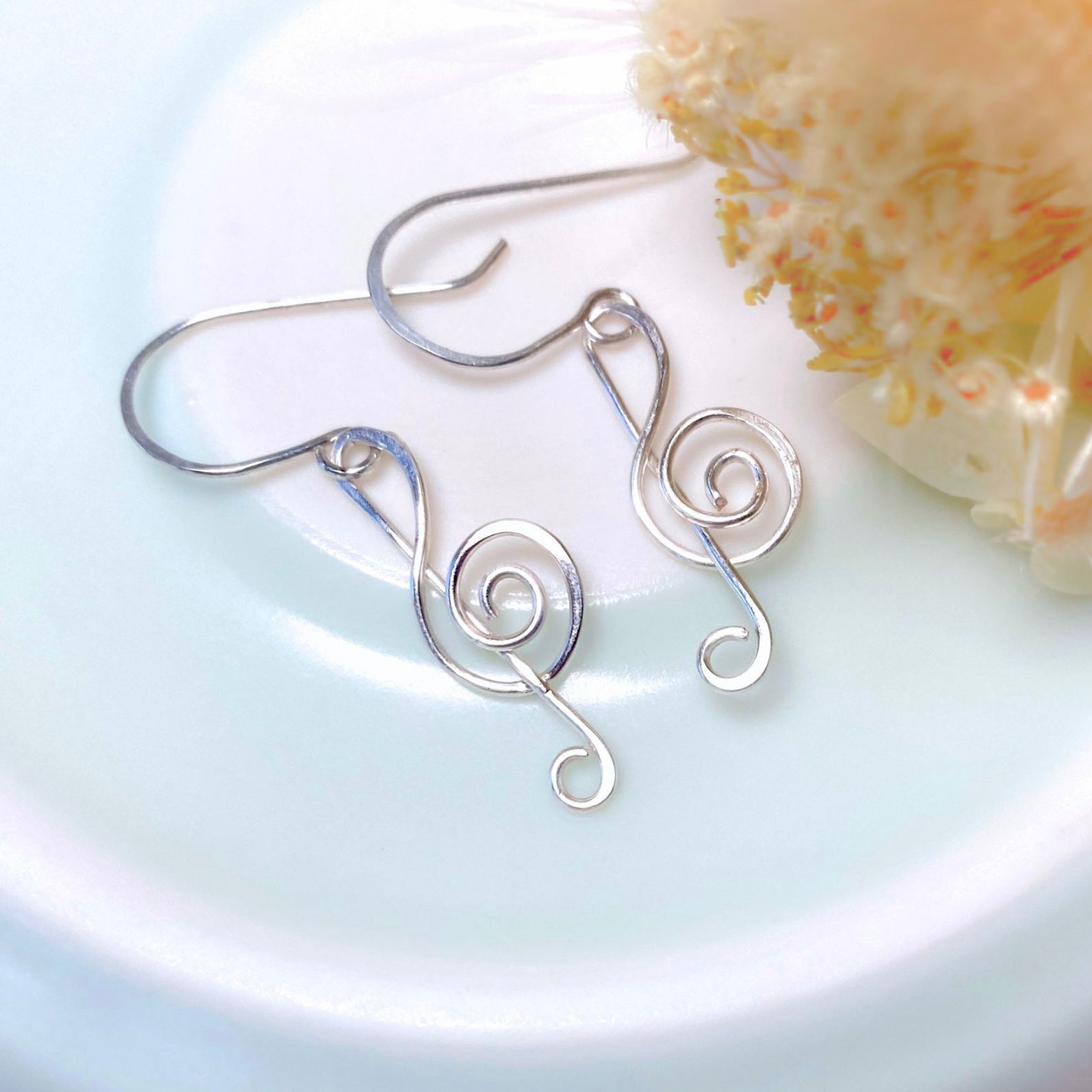 Music dangle earrings | Treble clef, Quaver, Double quaver | Sterling silver, Gold-filled, Stainless steel | Music lover gift