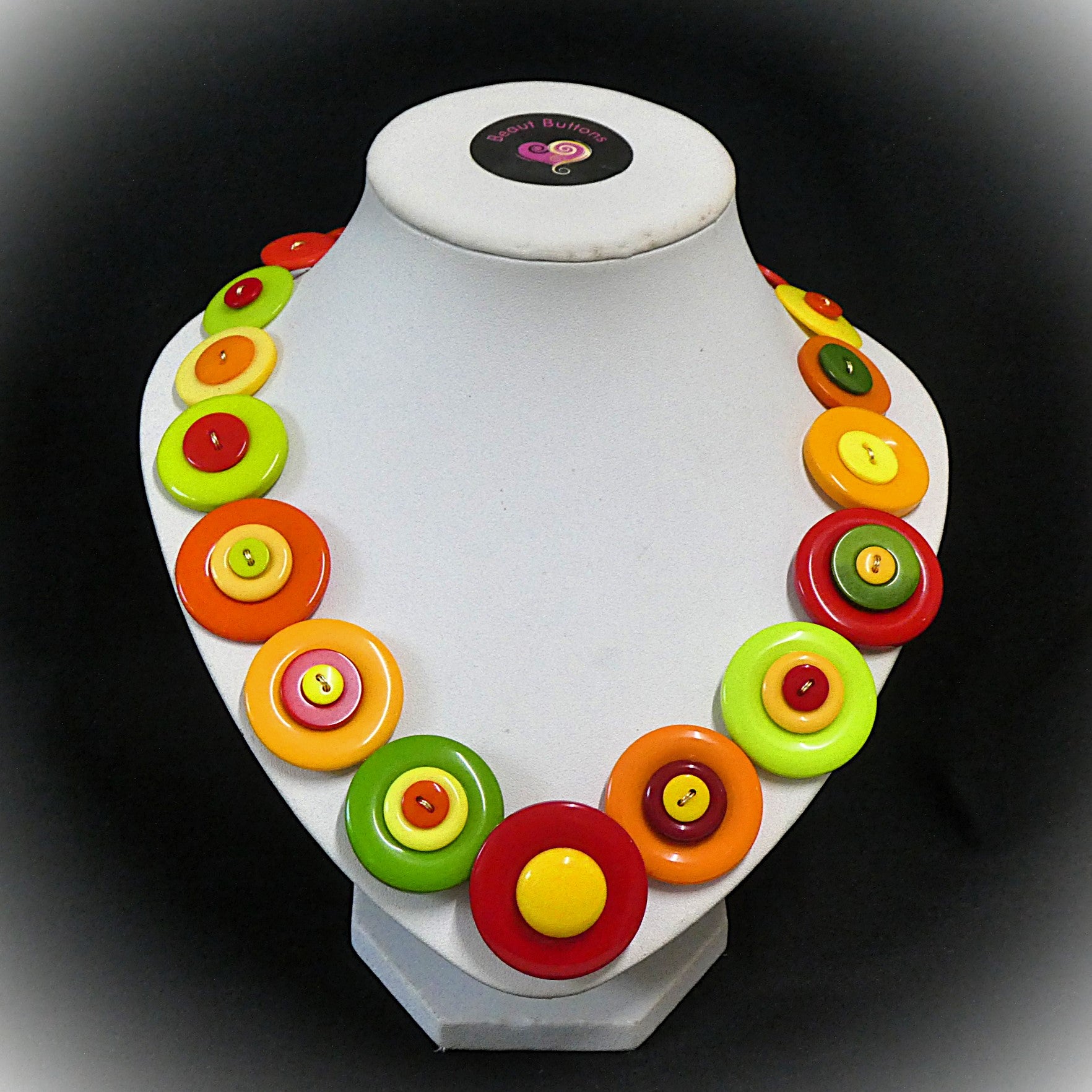 Button necklace - Tomato Salsa