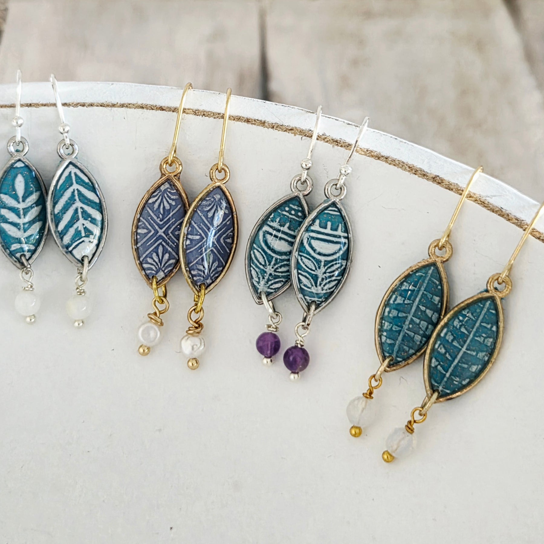 Mini Dangles (Leaf)