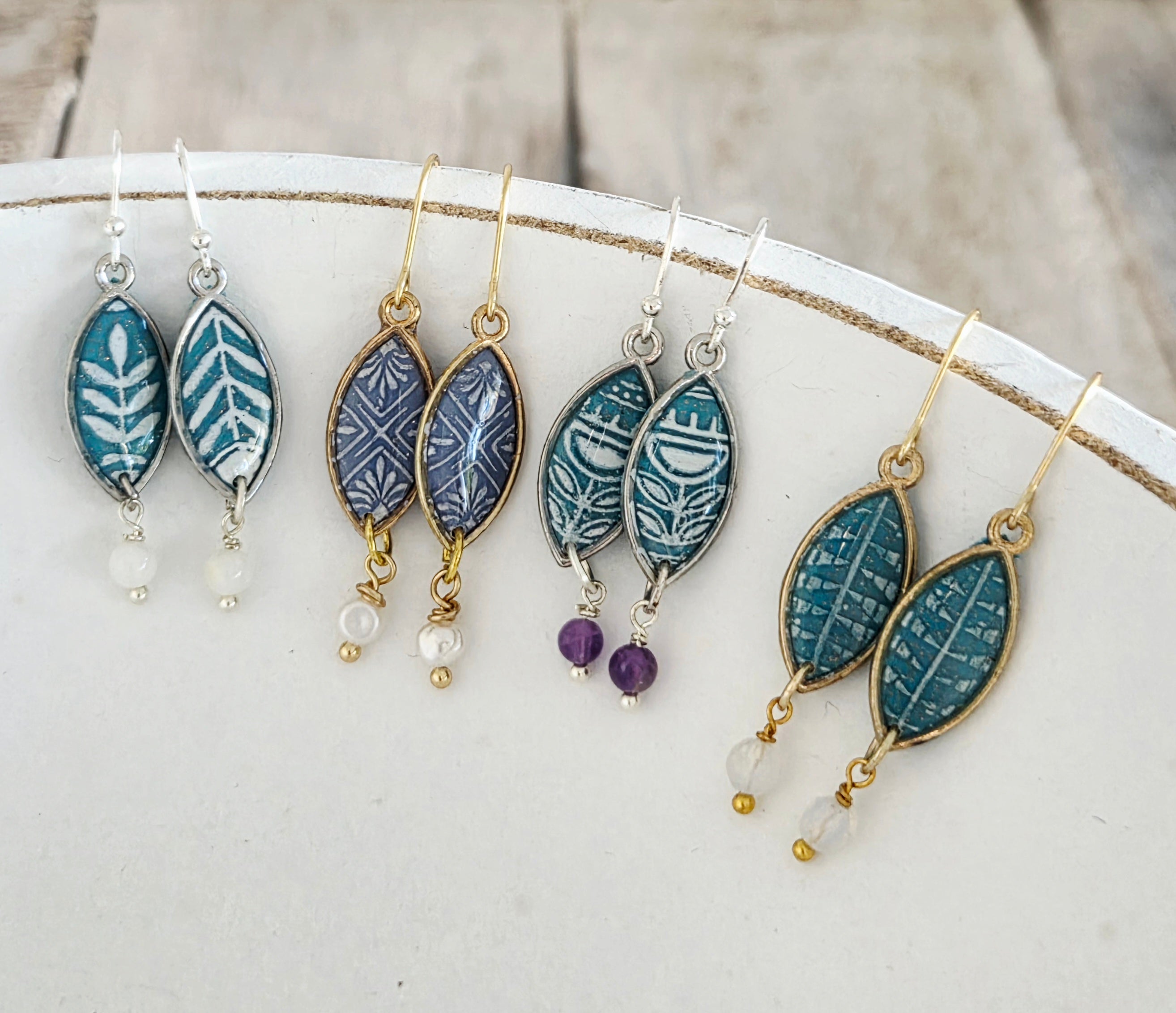 Mini Dangles (Leaf)