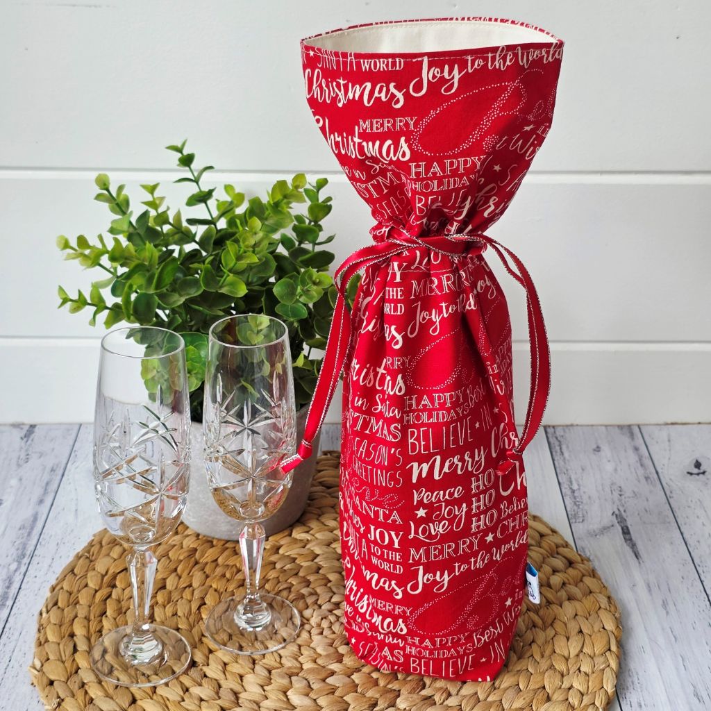 Lined Christmas Wine Bottle Bag – Because the Wrapping Should Be Part of the Gift