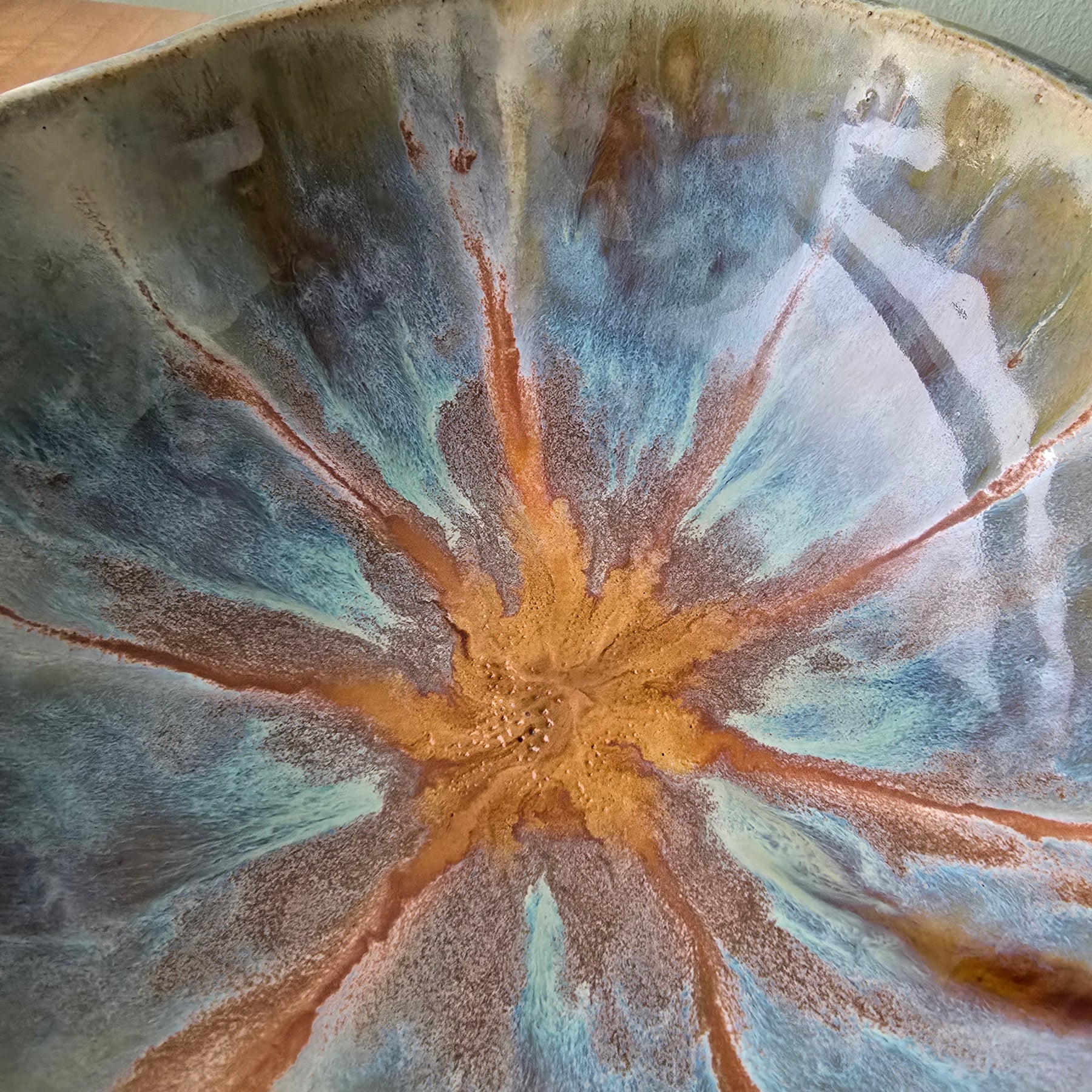 Earthy serving bowl