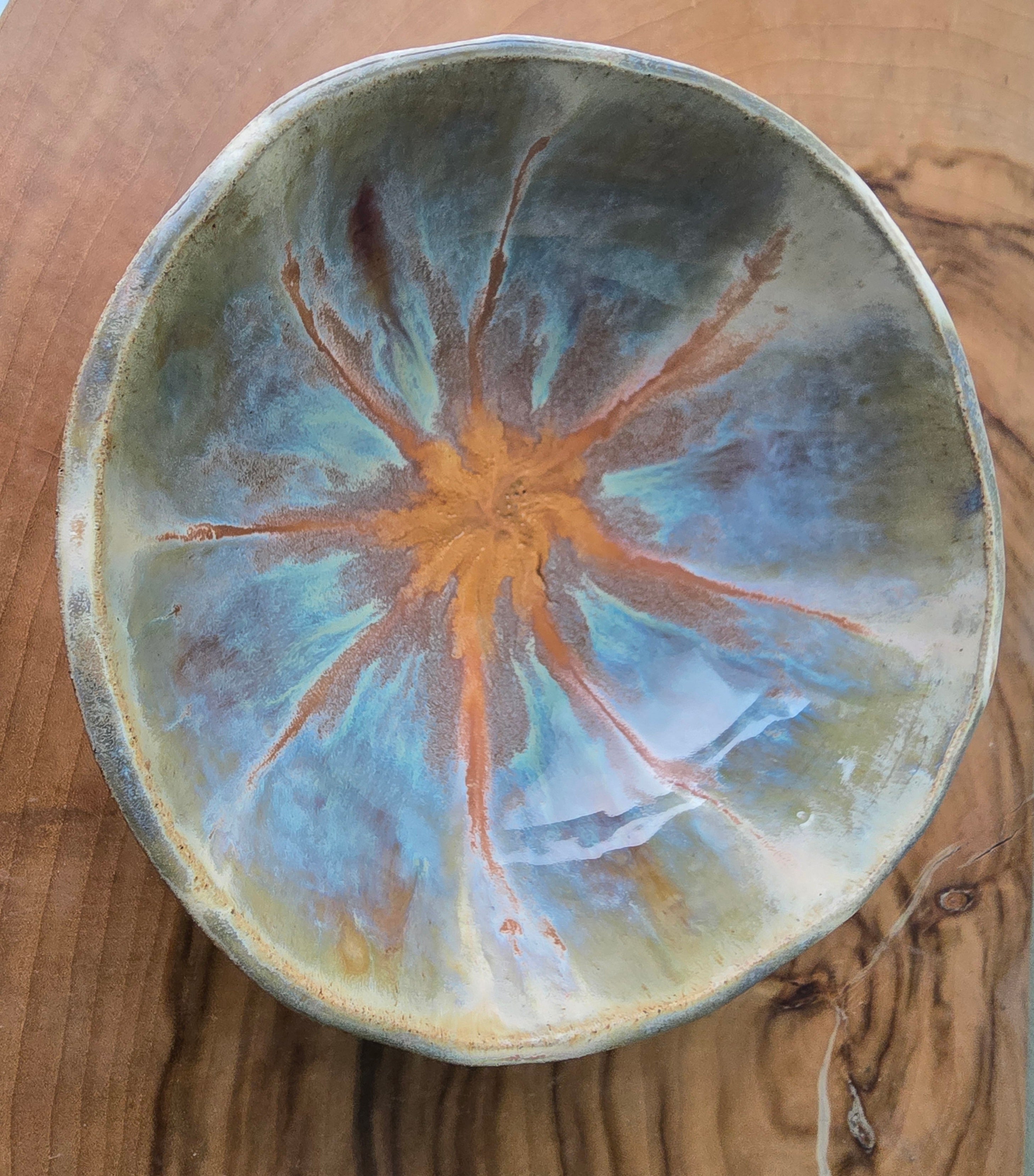 Earthy serving bowl