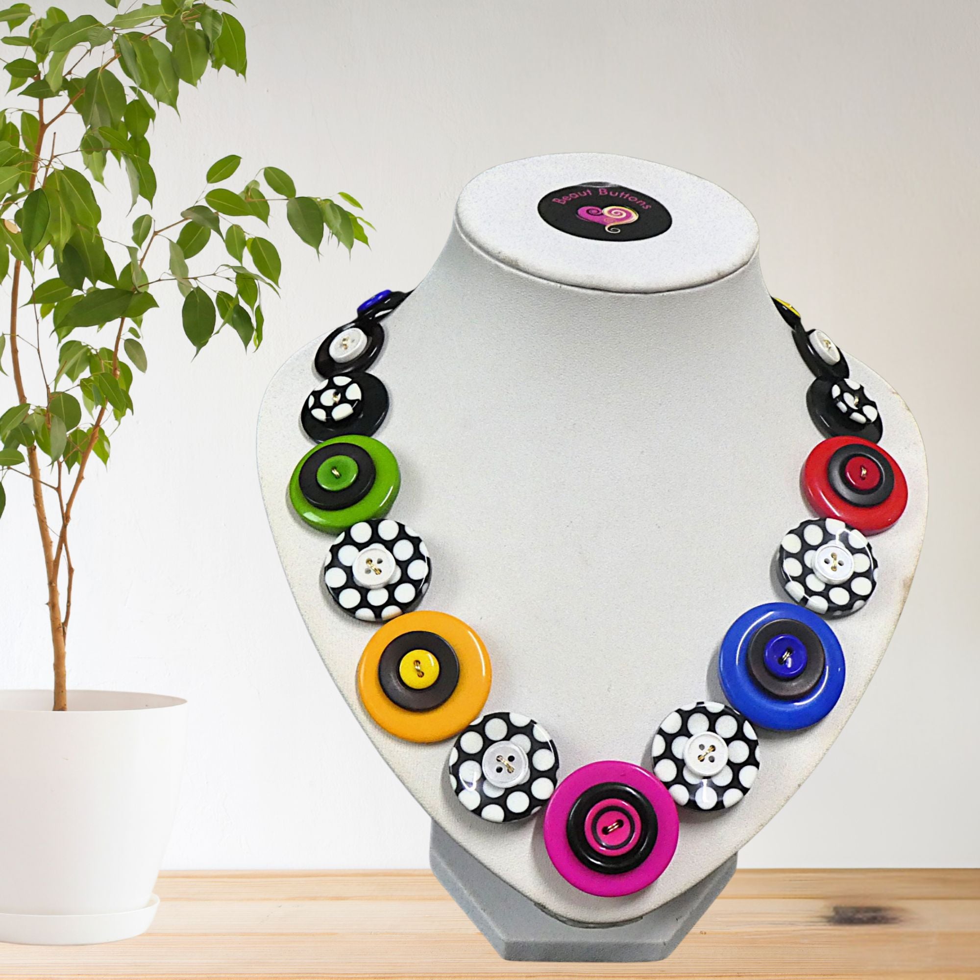 Button necklace - A Spot of Colour