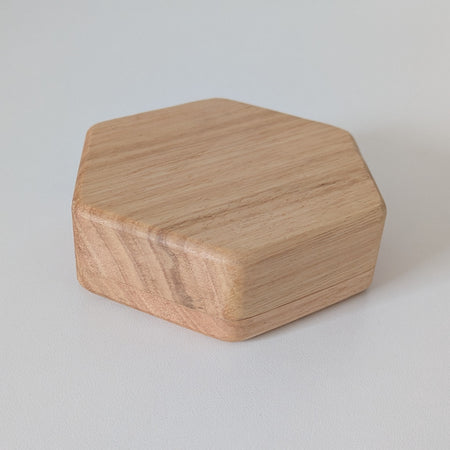 Tasmanian Oak Dice Box with Rolling Tray