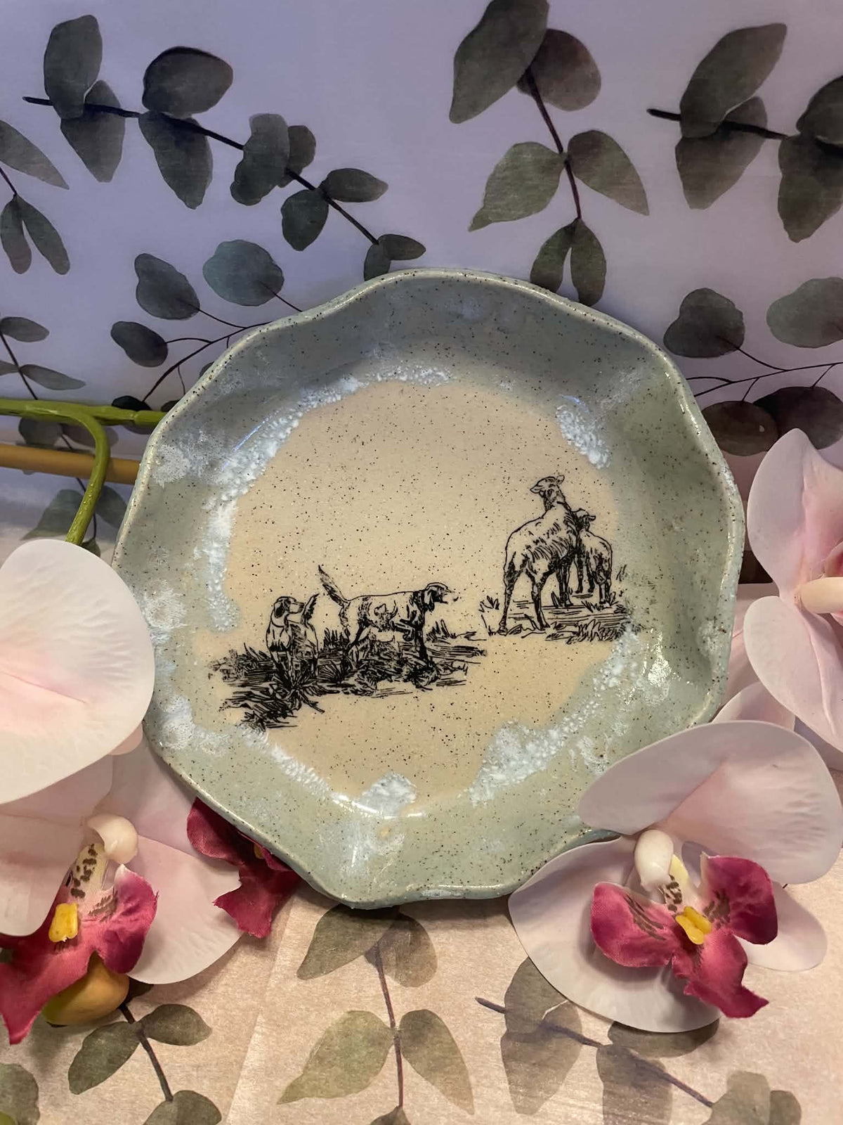 Pointer dogs herding sheep bowl/dish