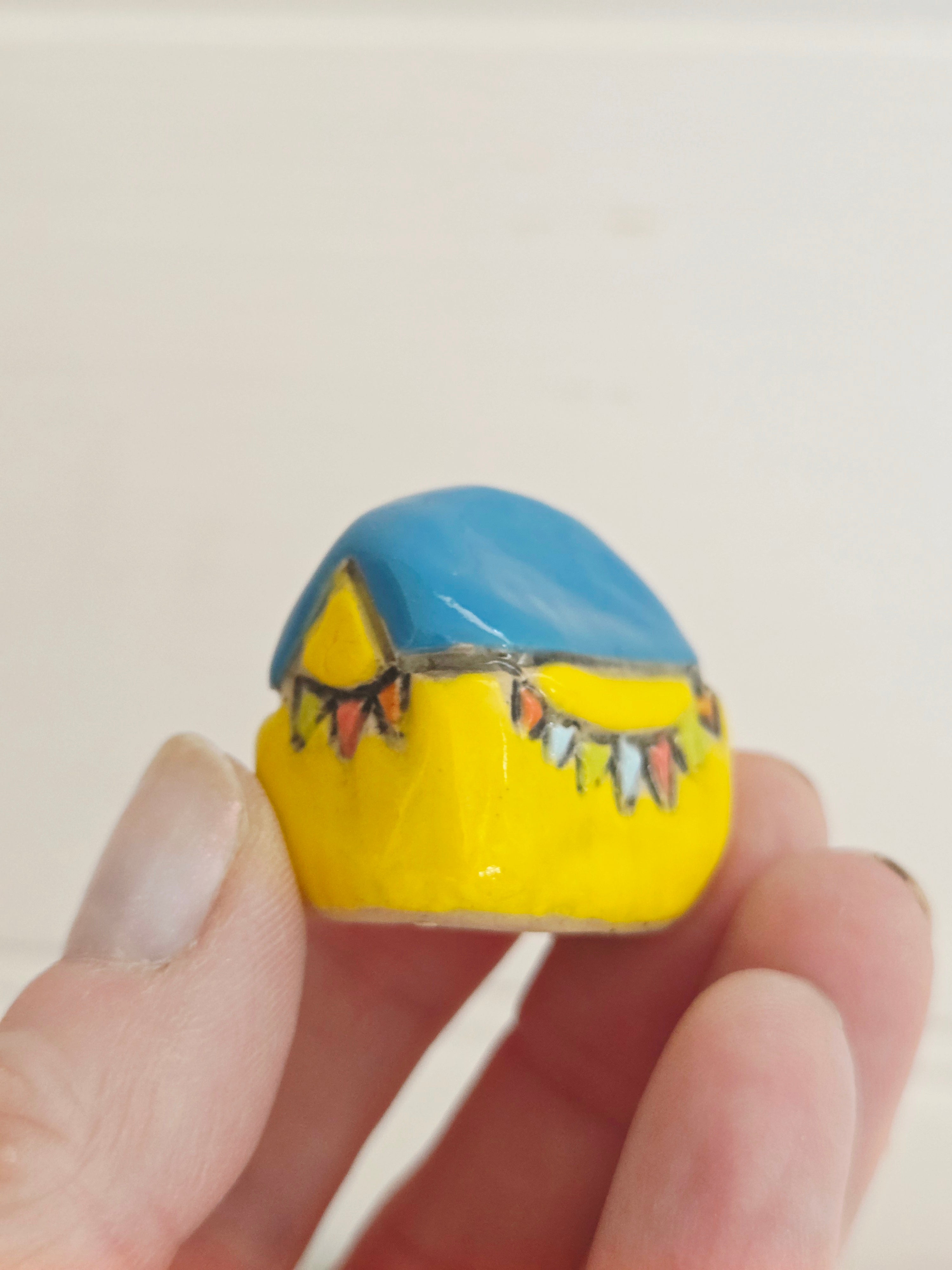 Set of 5 Tiny Ceramic Bathing Boxes