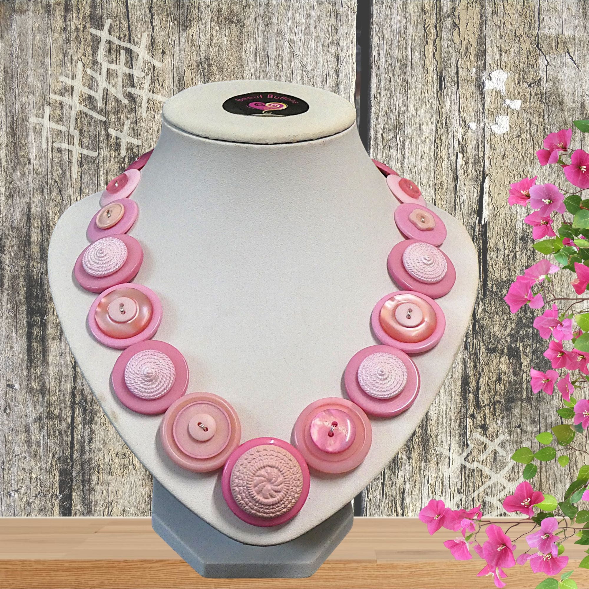 Button necklace - Pretty in Pink