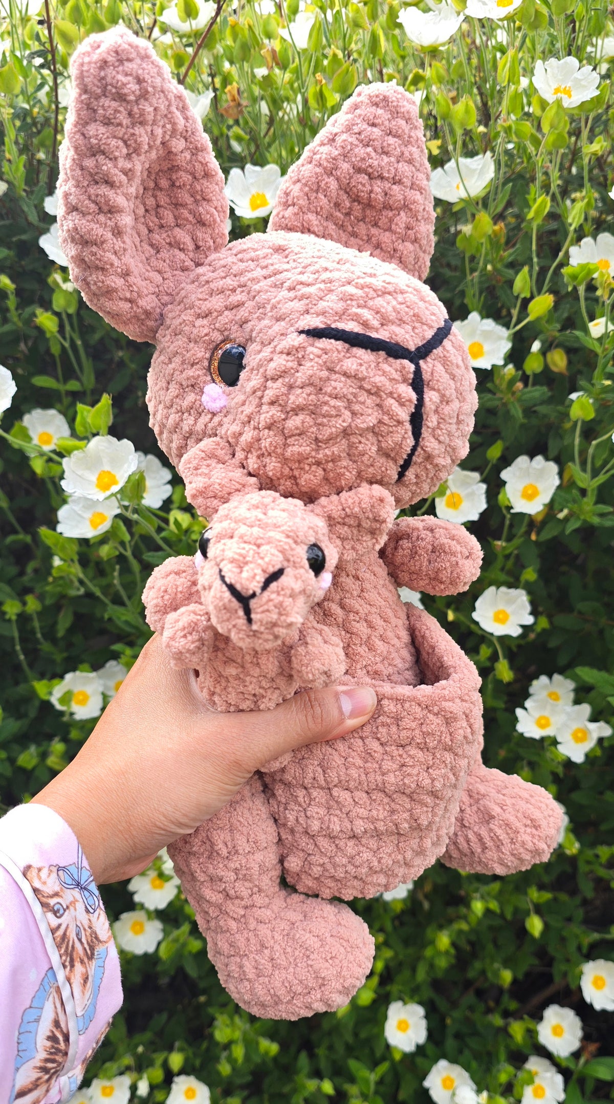 Mama Roo and Joey Lou - Crochet