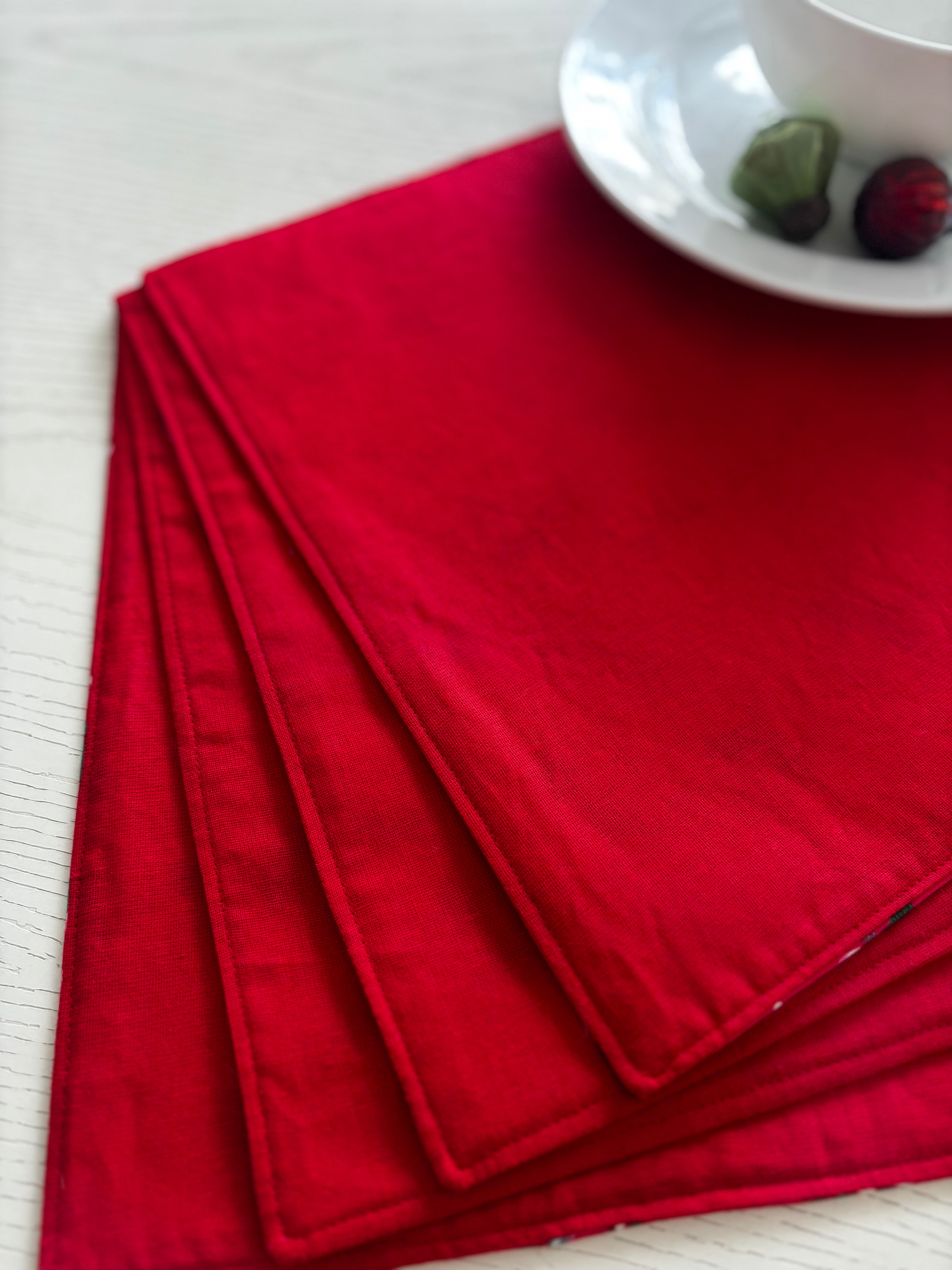 Christmas Candy Cane  Set 4 Placemats