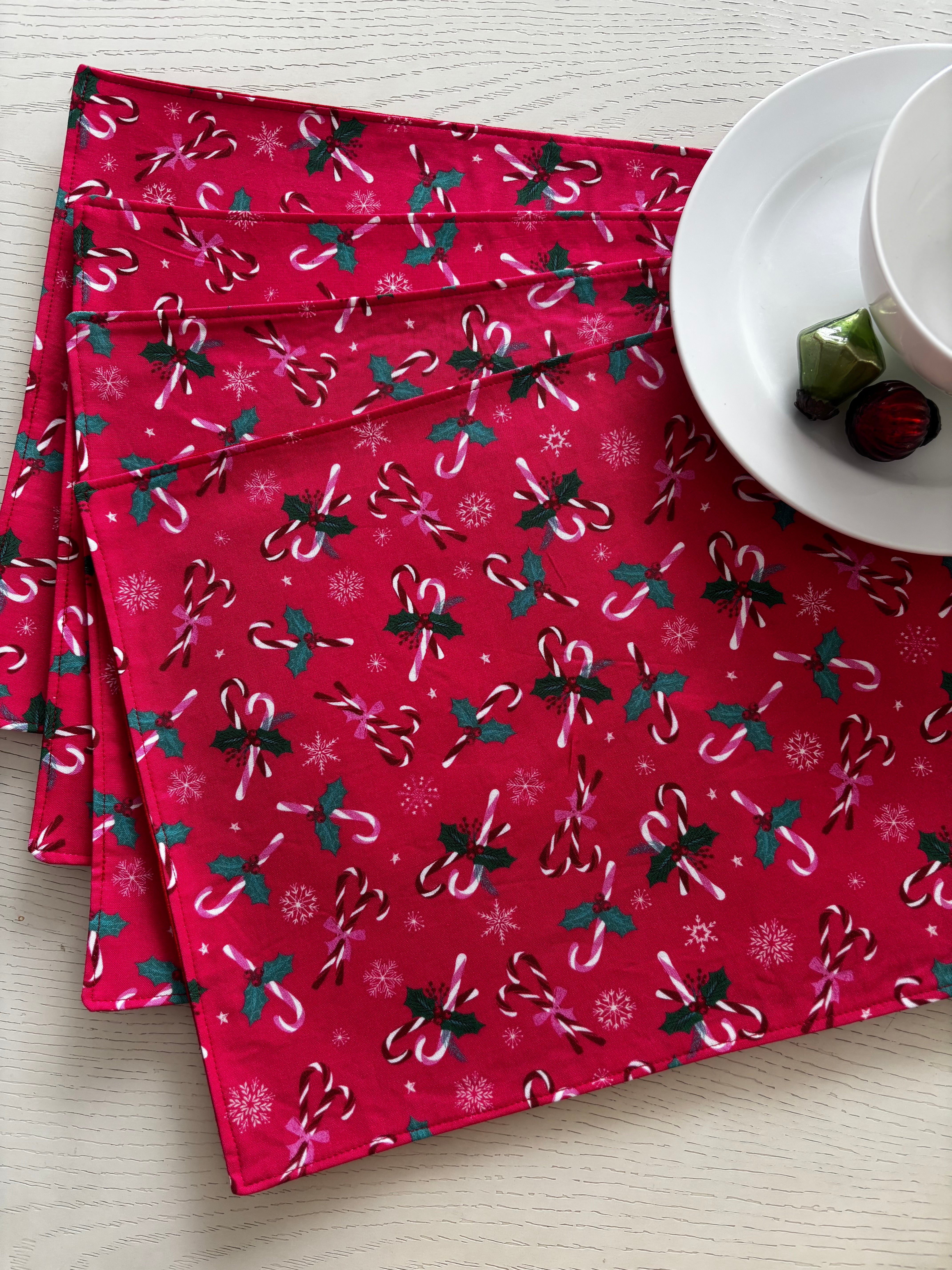 Christmas Candy Cane  Set 4 Placemats