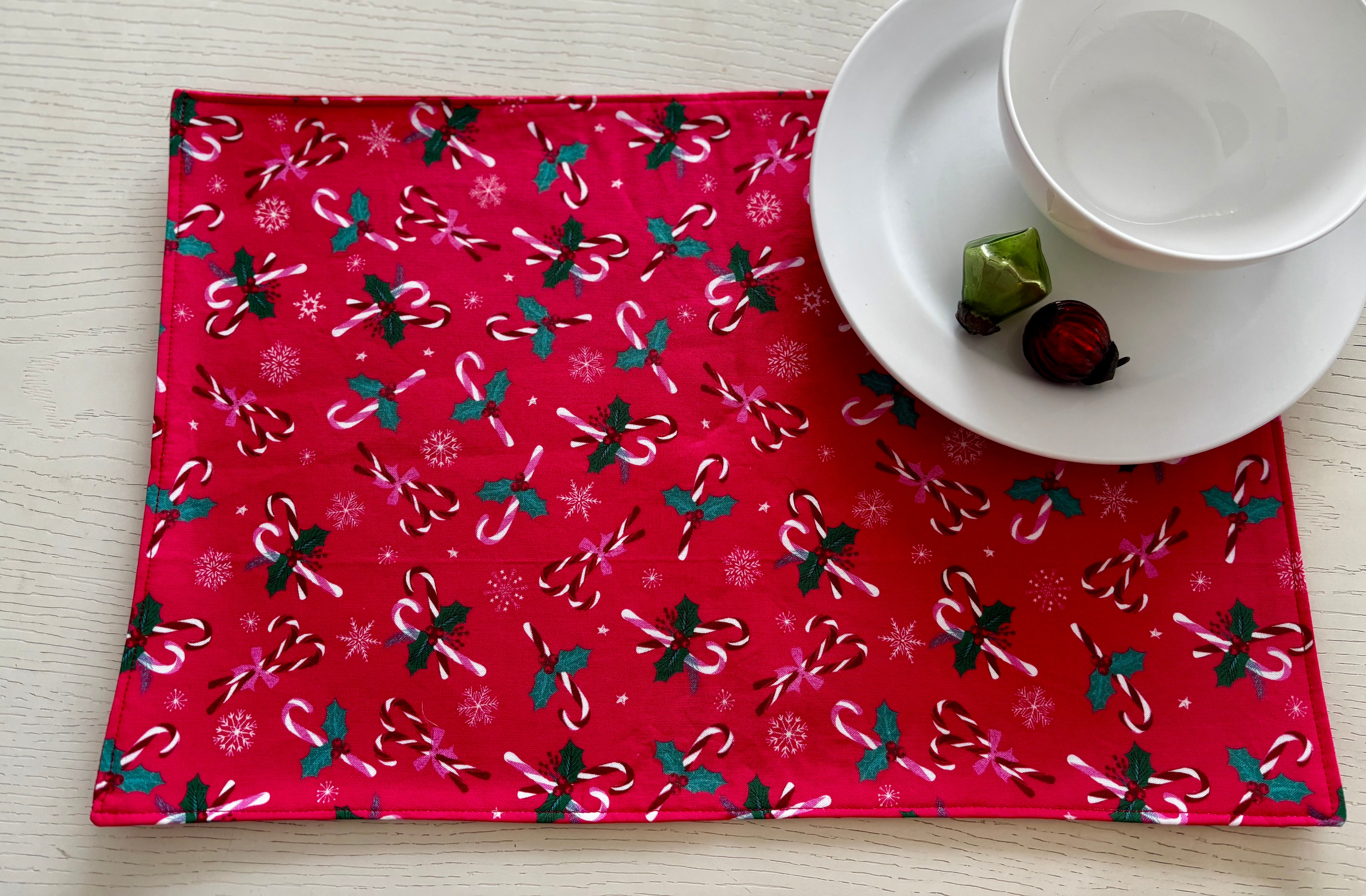 Christmas Candy Cane  Set 4 Placemats