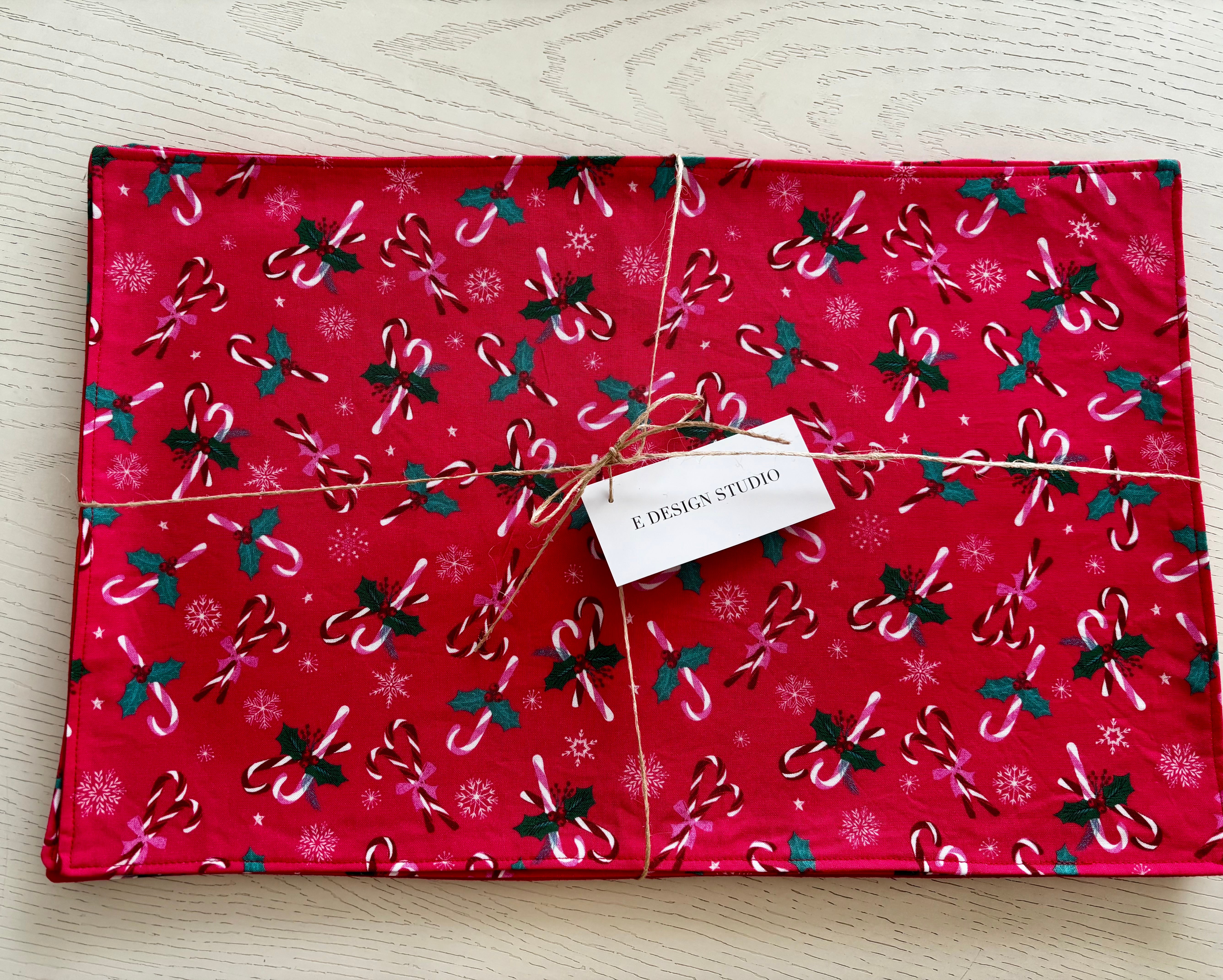 Christmas Candy Cane  Set 4 Placemats