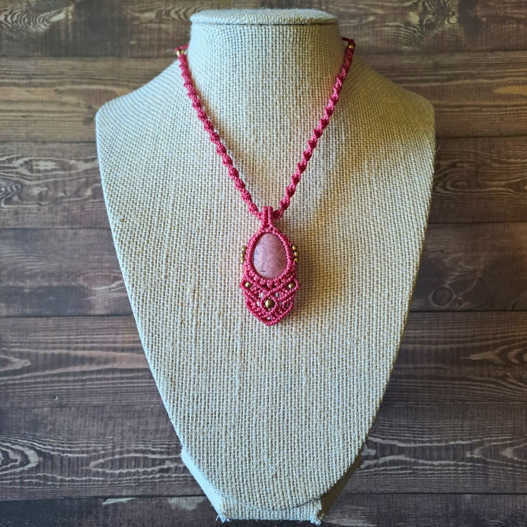 Rhodonite Micro Macramé Necklace