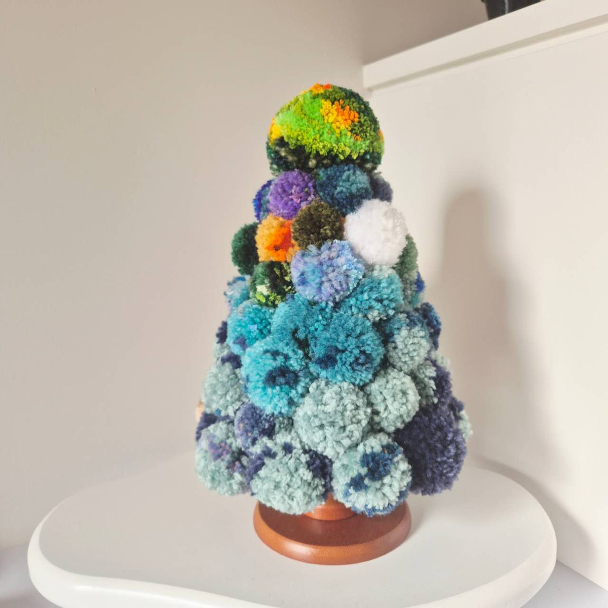 Van Gogh Inspired Pom Pom Christmas Tree – Handmade Artistic Christmas Decoration
