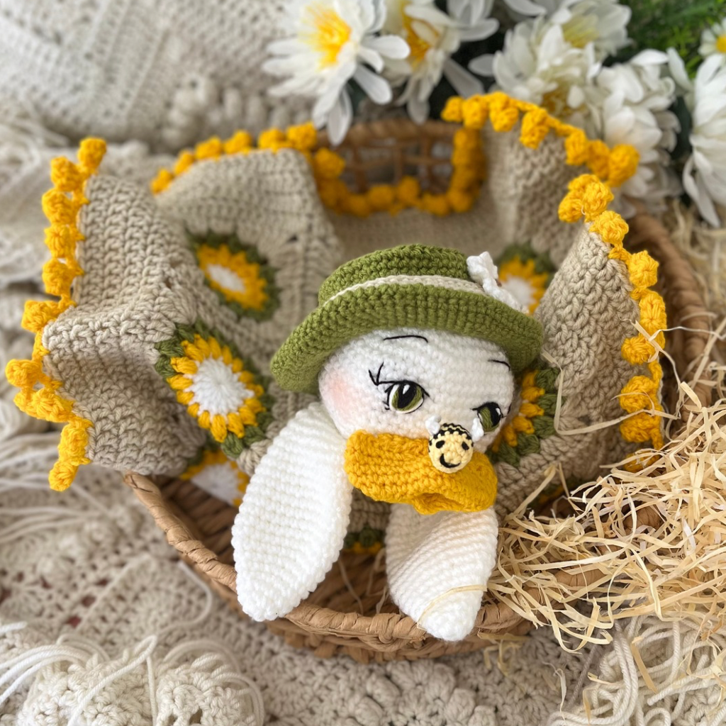 Crochet Lovey Blanket Daisy Duck, Crochet Duck Snuggler 50cms