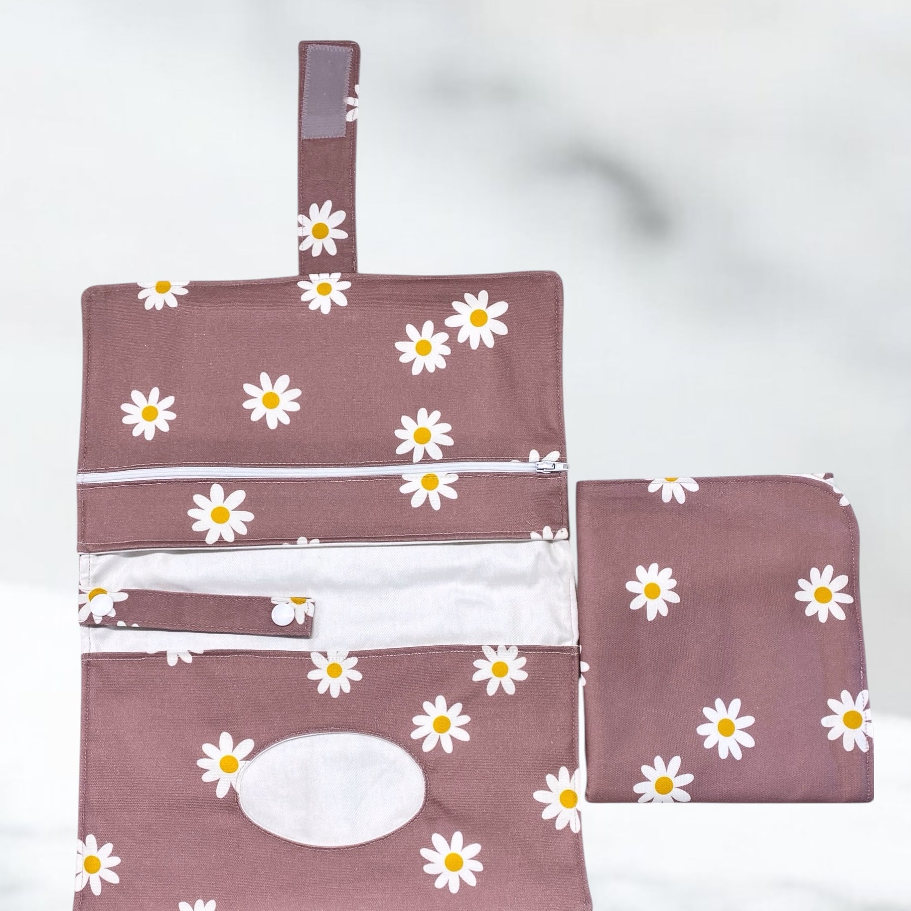 Stylish Nappy Wallet with Matching Change Mat