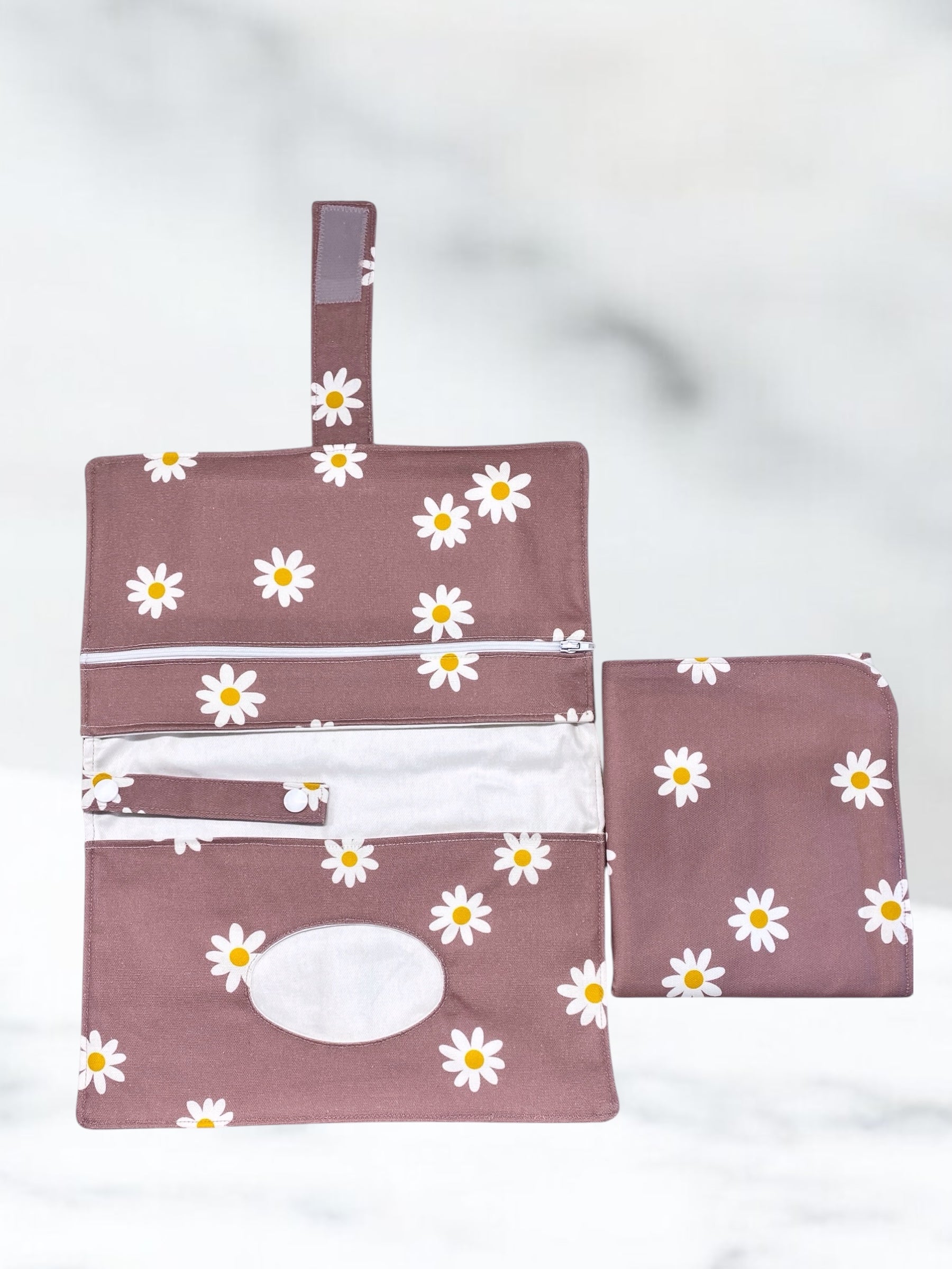 Stylish Nappy Wallet with Matching Change Mat