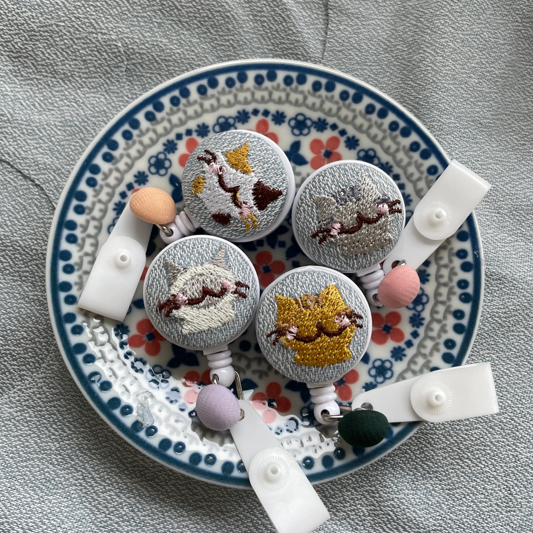 Embroidered Cat Retractable Badge Reel