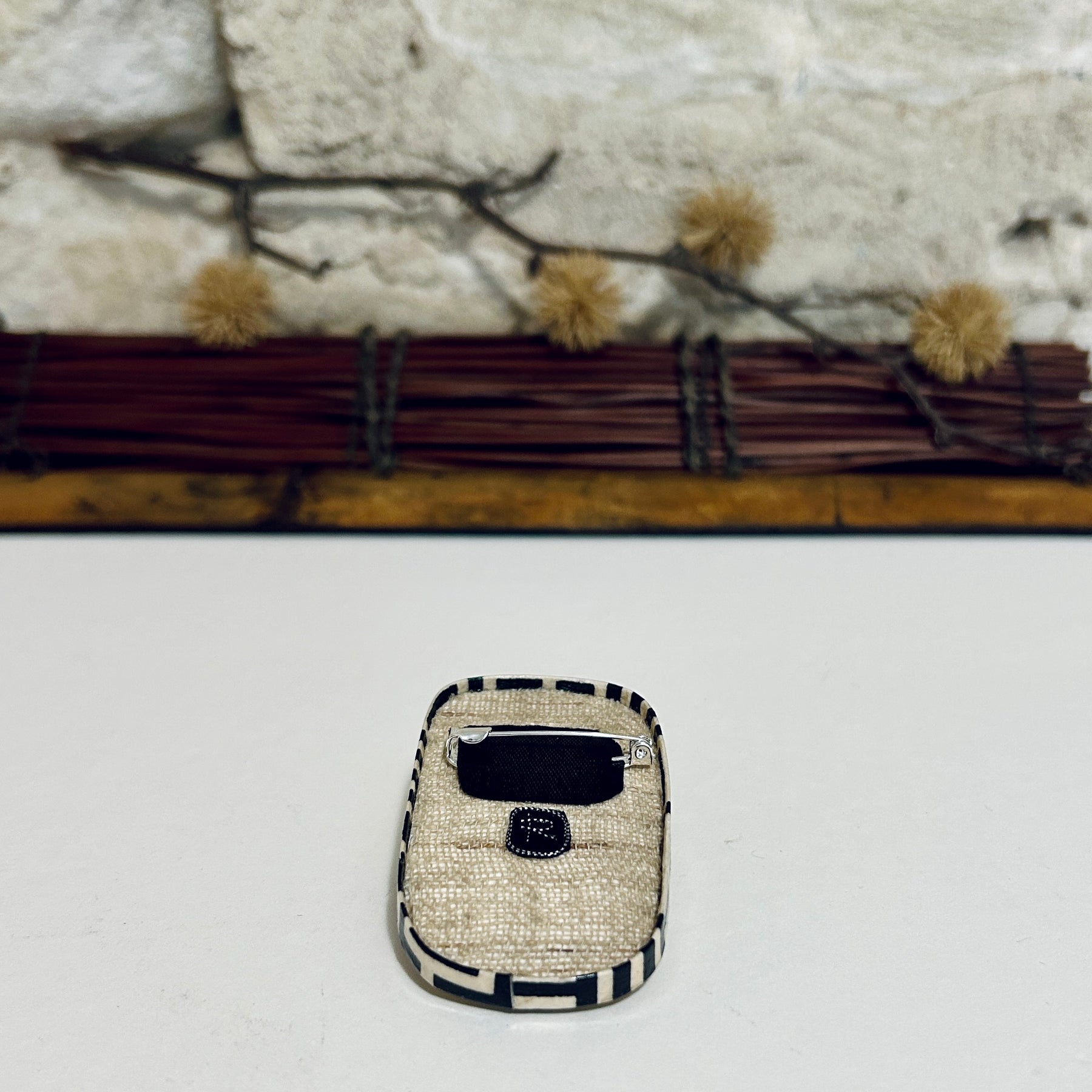 Brooch Shell & Textile Neutral Colours: BE-48